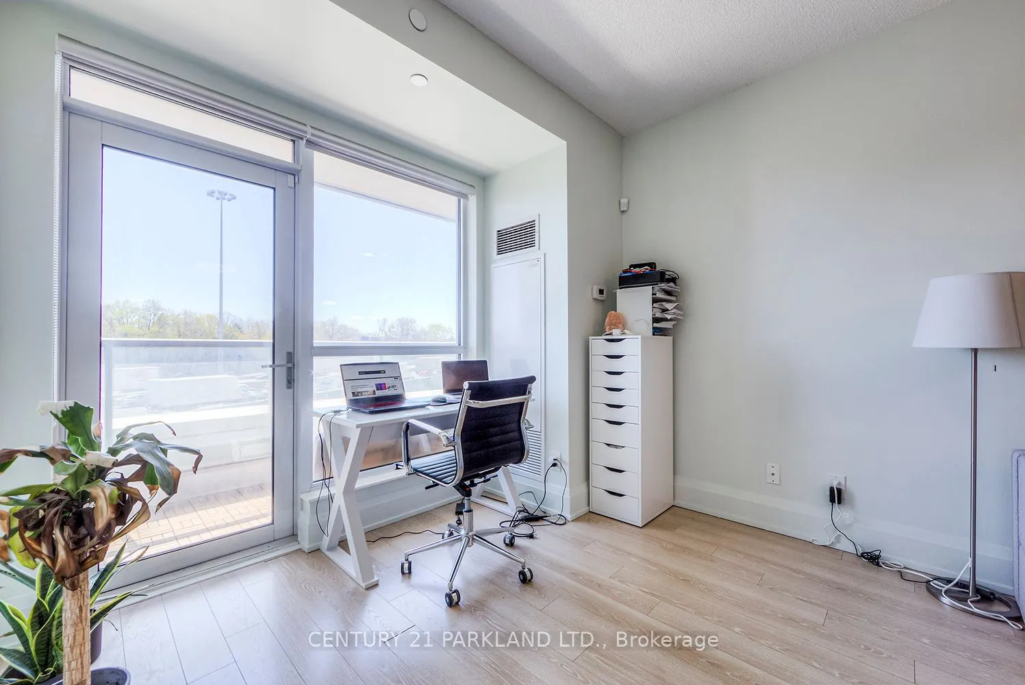 120 Harrison Garden Boulevard, #307