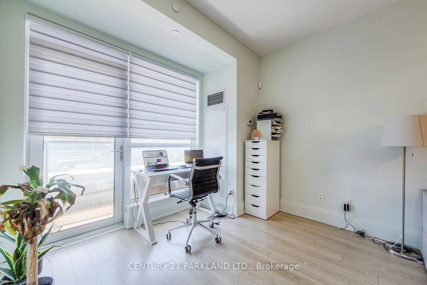 120 Harrison Garden Boulevard, #307