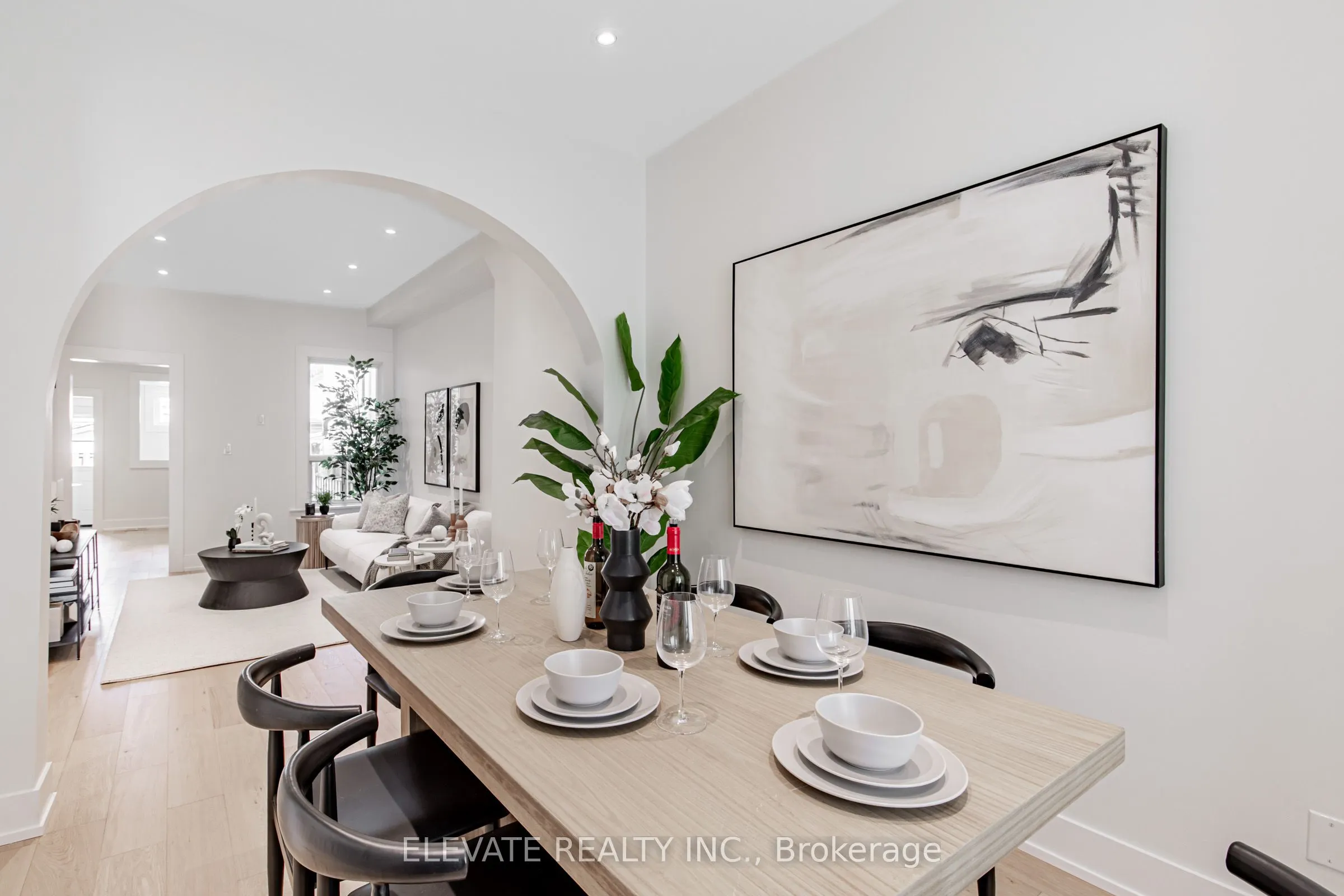 155 St Clarens Avenue, #1