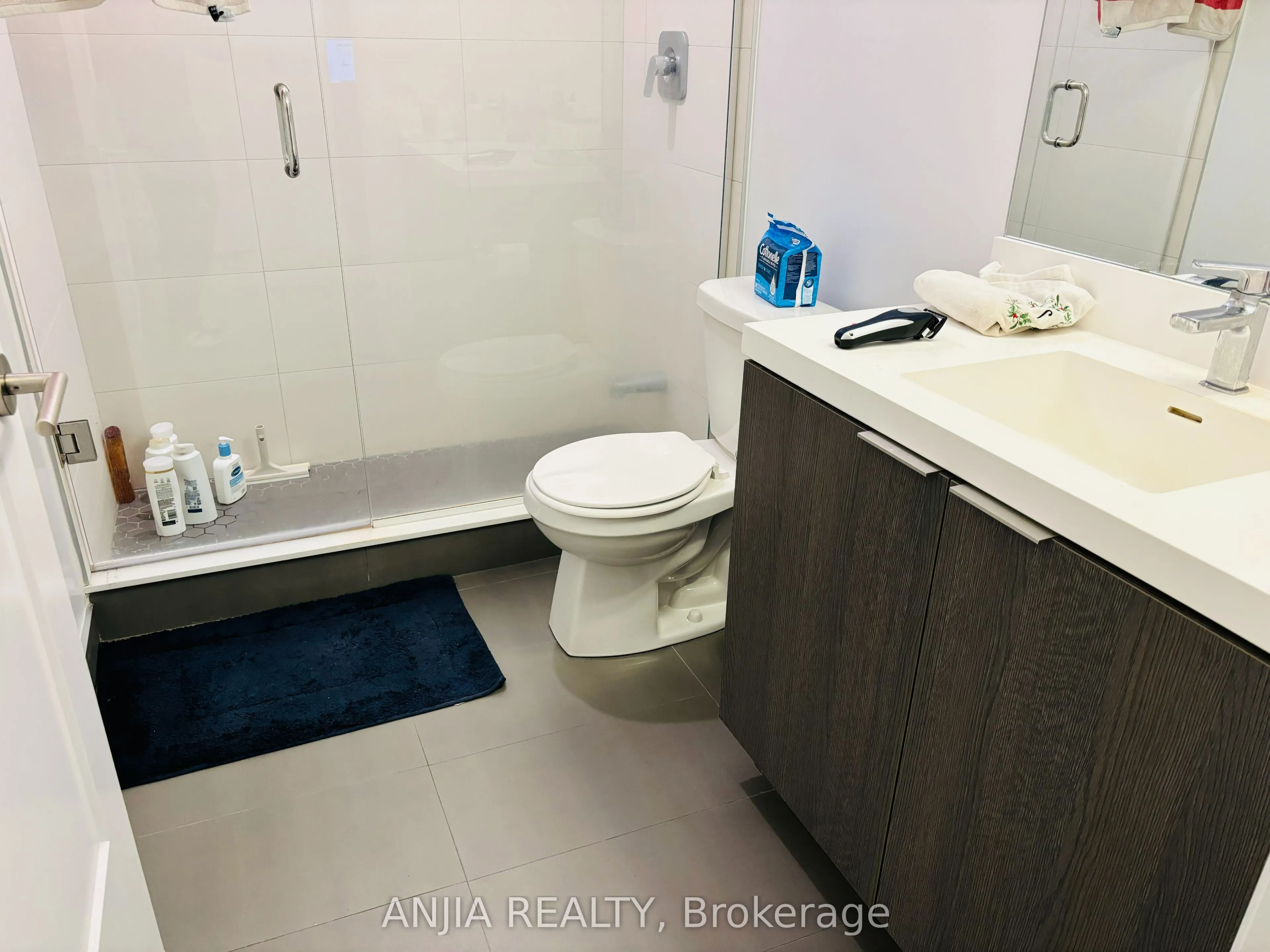 50 Dunfield Avenue, #615