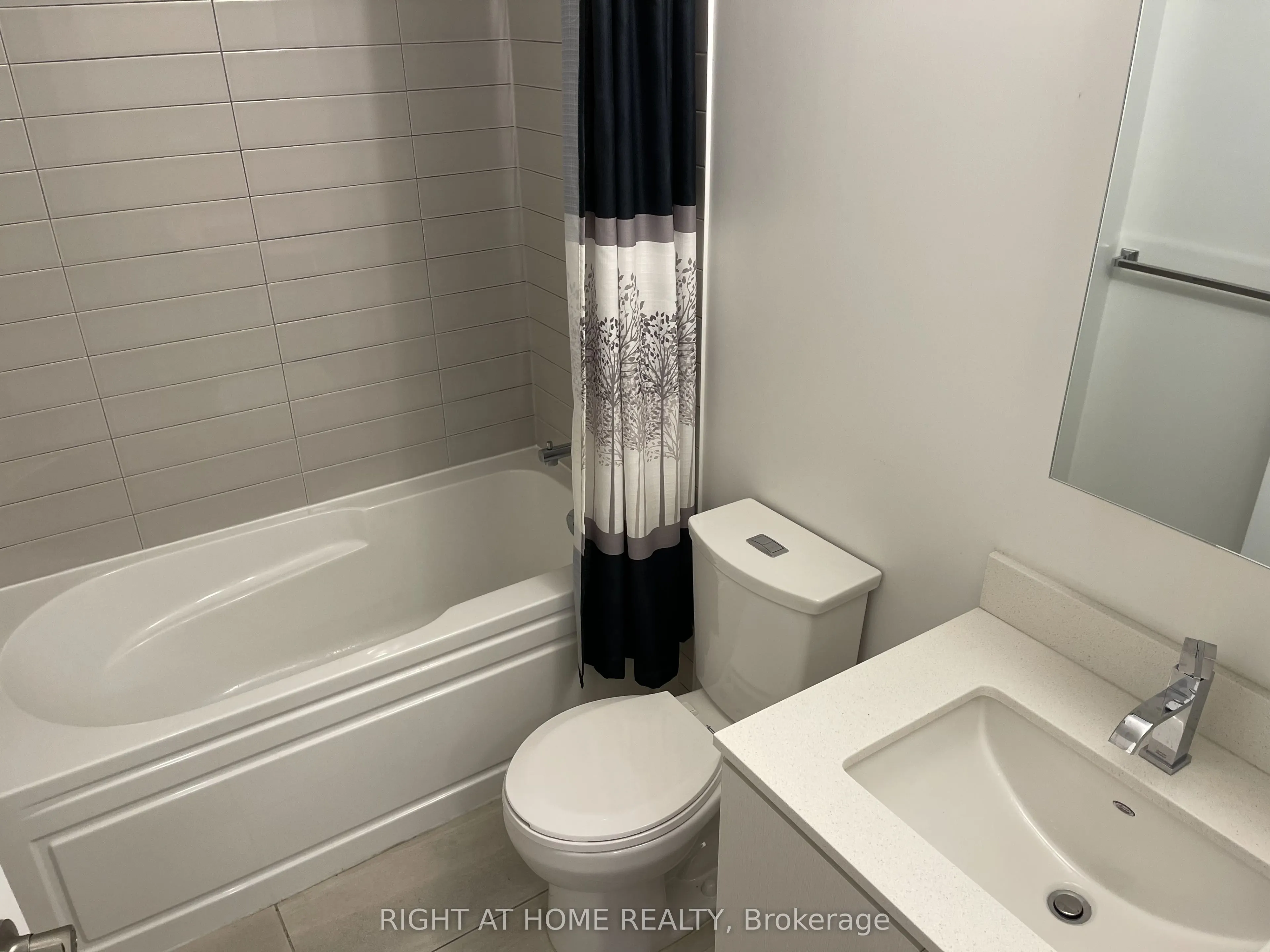 5180 yonge Street, #606