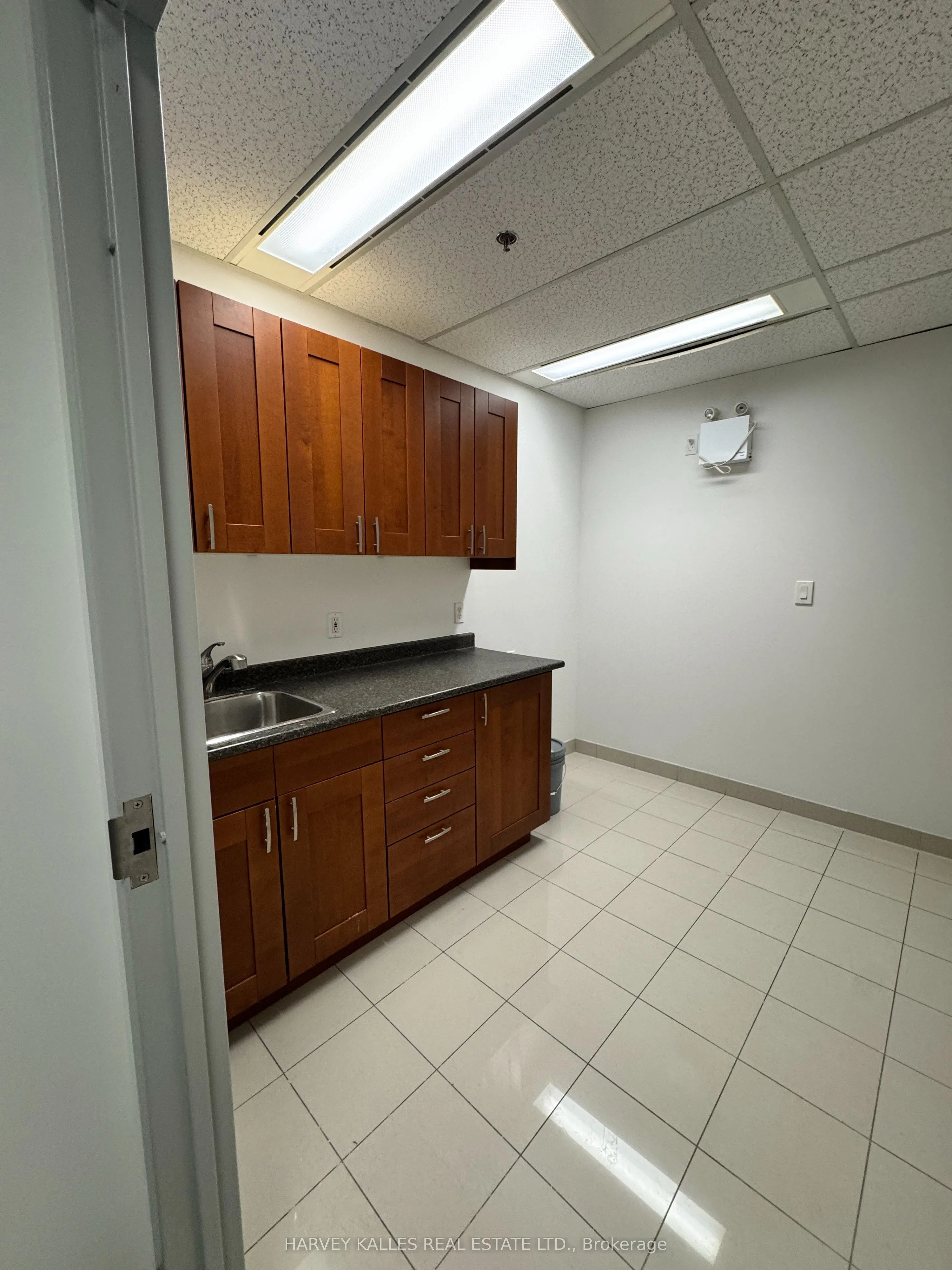 45 Sheppard Avenue E, #501