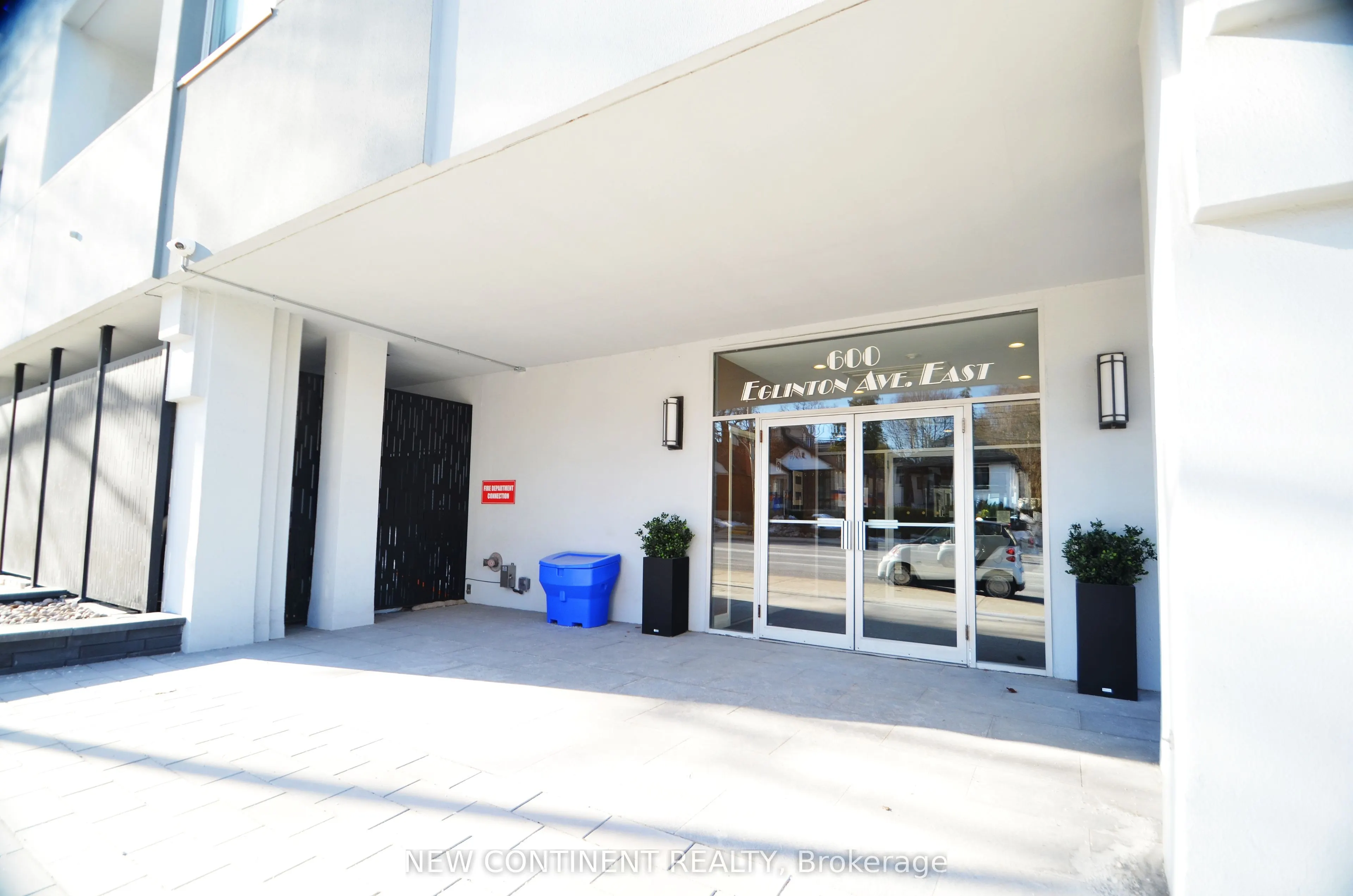 600 Eglinton Avenue E, #311