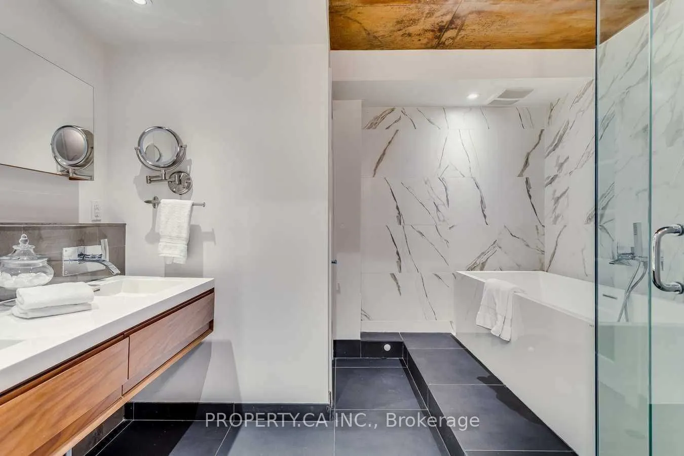349 St Clair Avenue W, #403