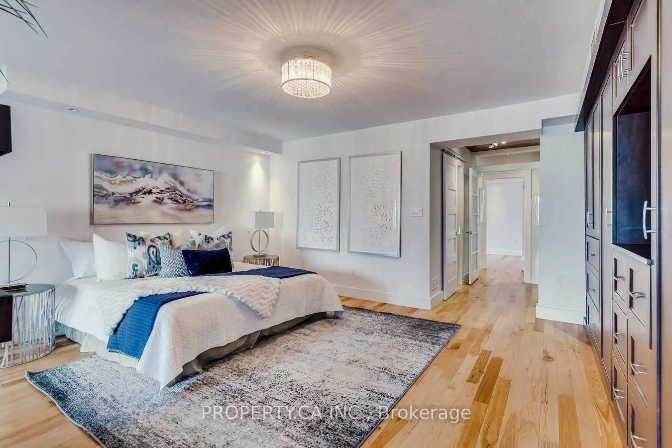 349 St Clair Avenue W, #403