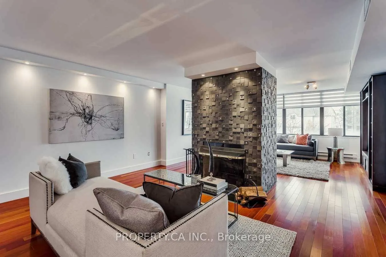 349 St Clair Avenue W, #403