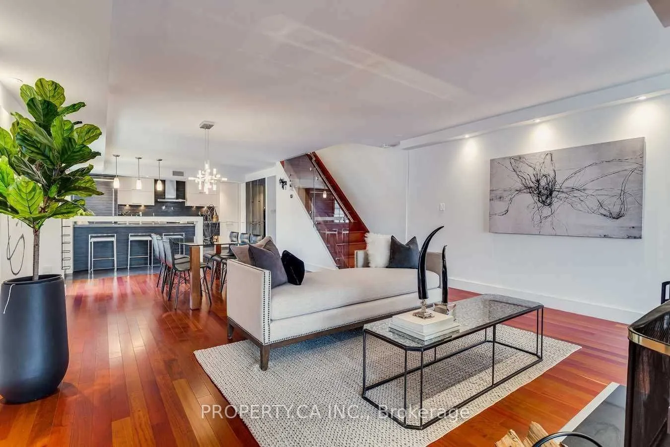 349 St Clair Avenue W, #403