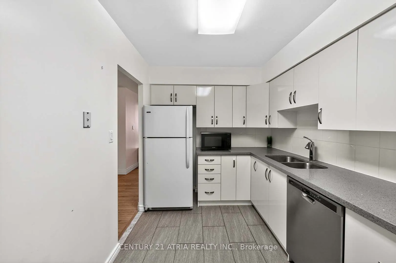 3300 Don Mills Road, #1804