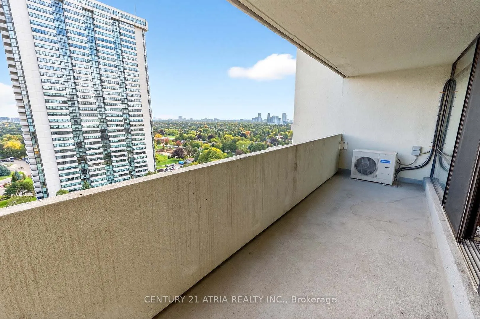 3300 Don Mills Road, #1804