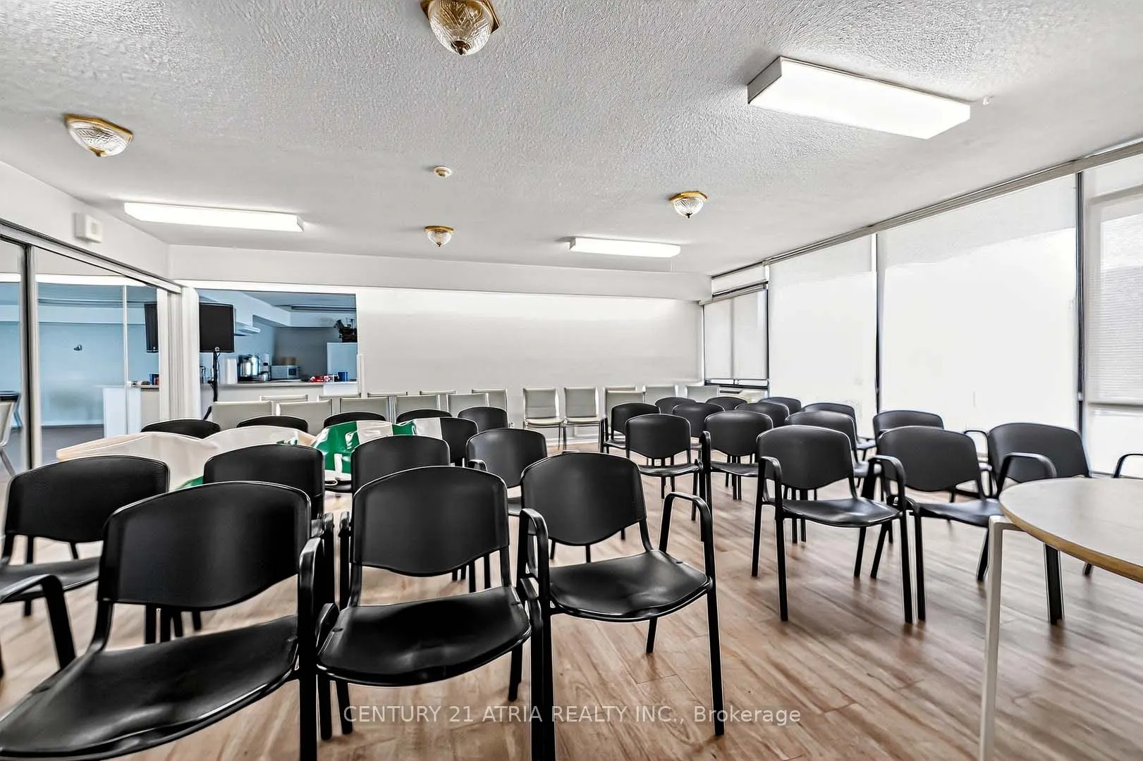 3300 Don Mills Road, #1804