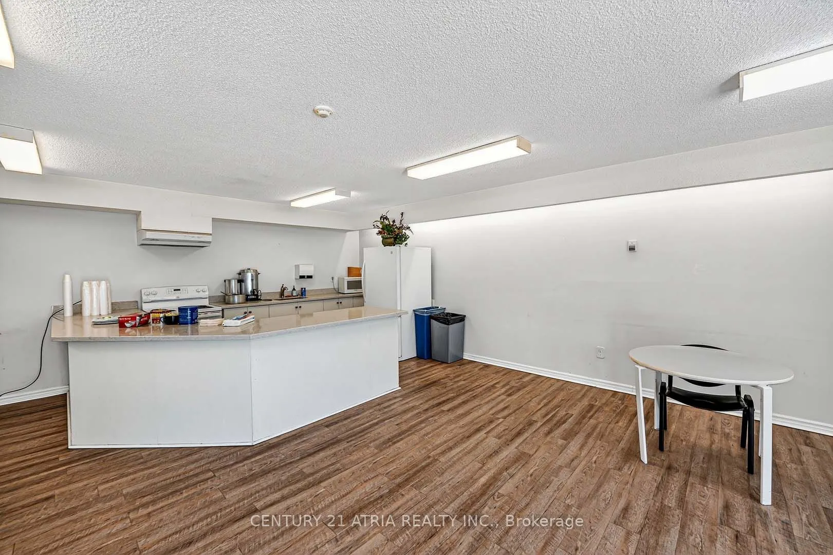 3300 Don Mills Road, #1804