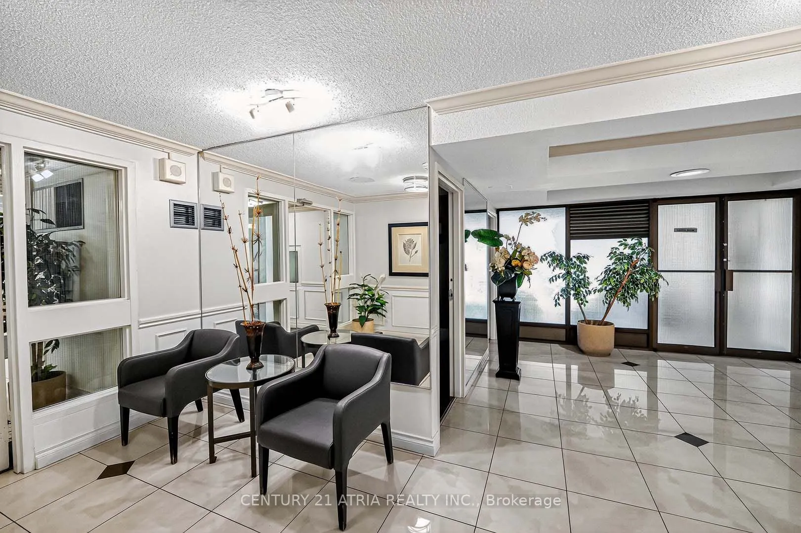 3300 Don Mills Road, #1804