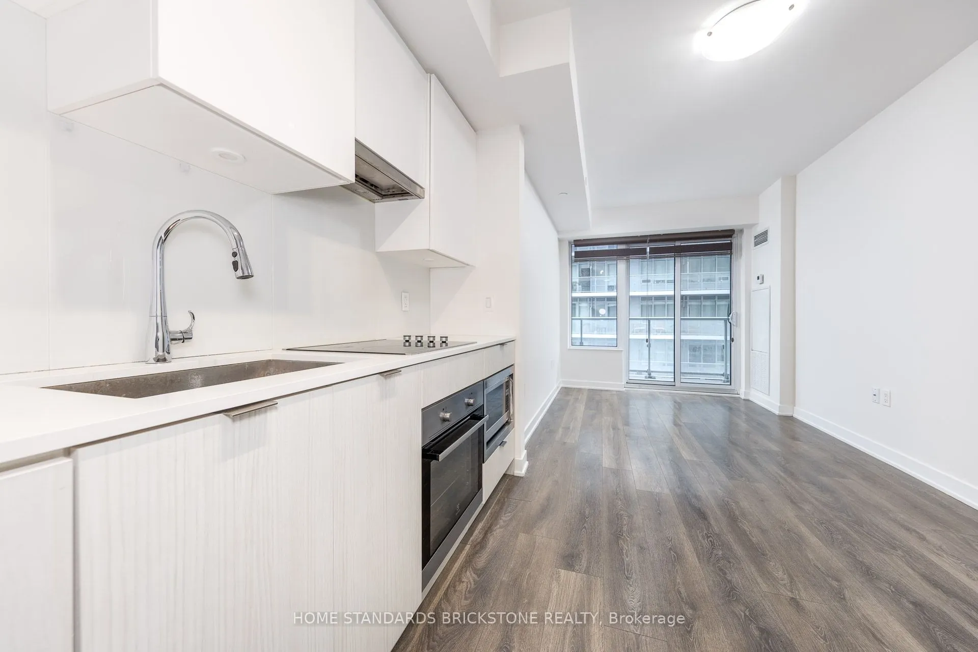 99 BROADWAY Avenue S, #3406