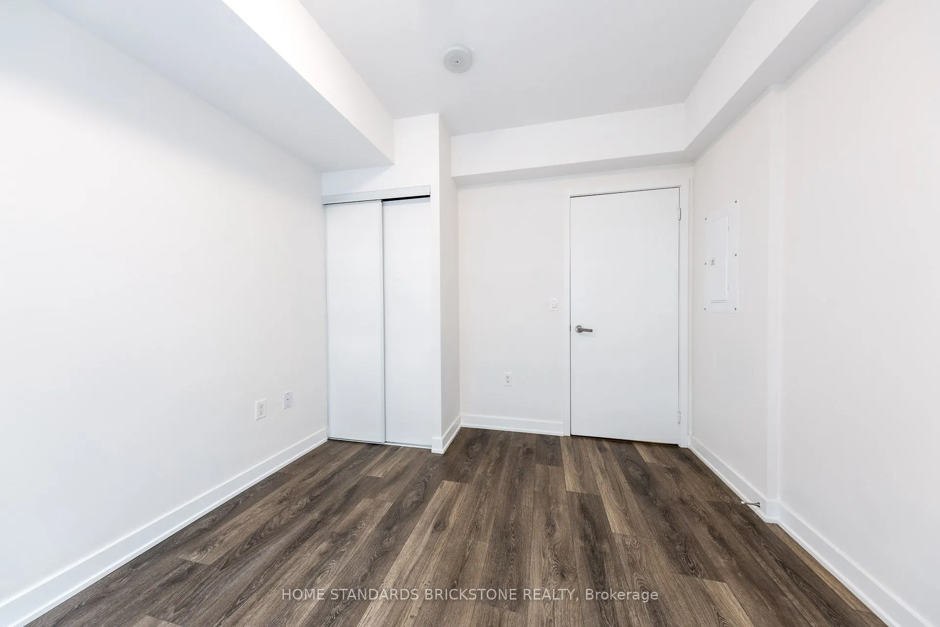 99 BROADWAY Avenue S, #3406