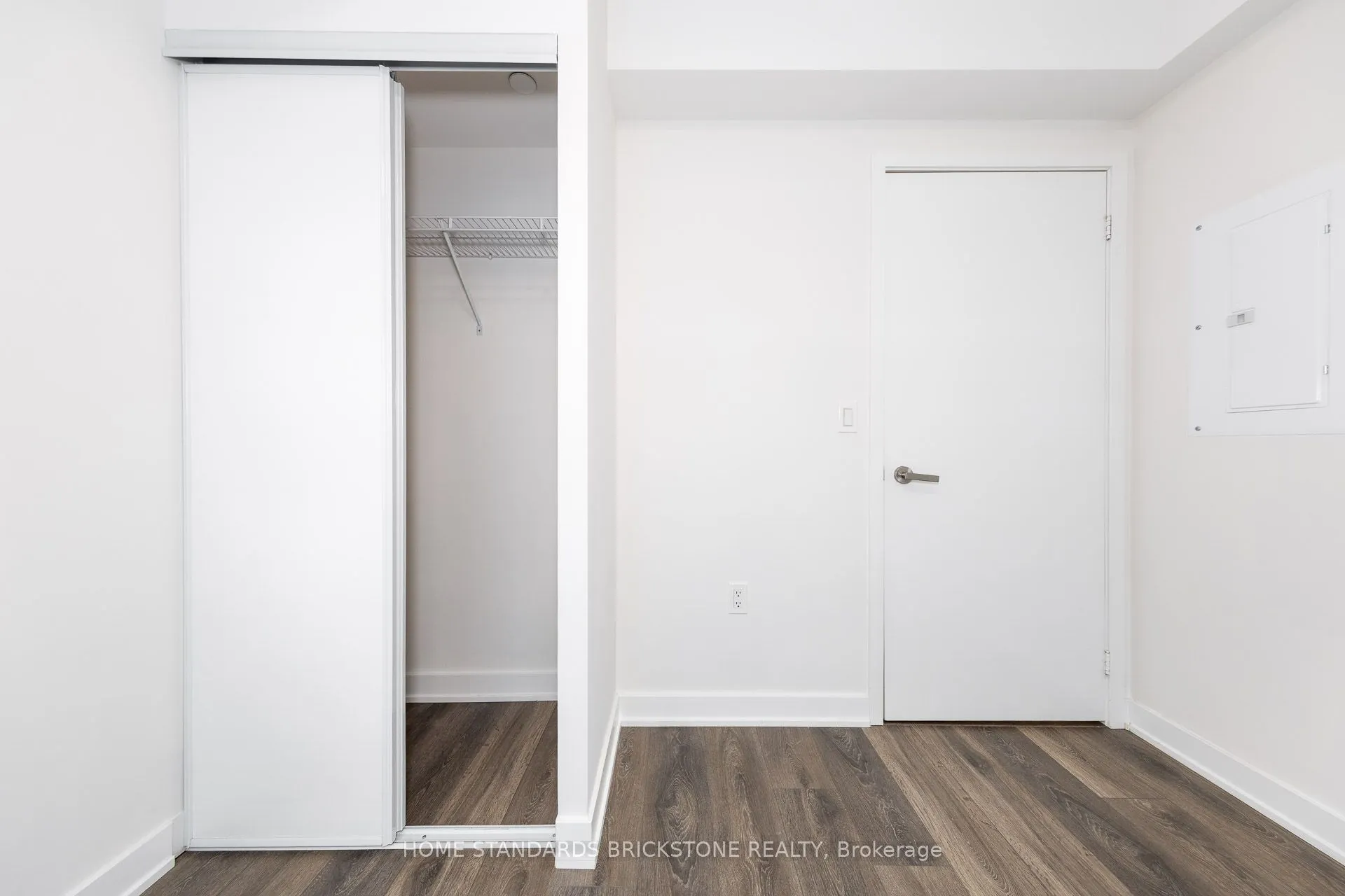 99 BROADWAY Avenue S, #3406
