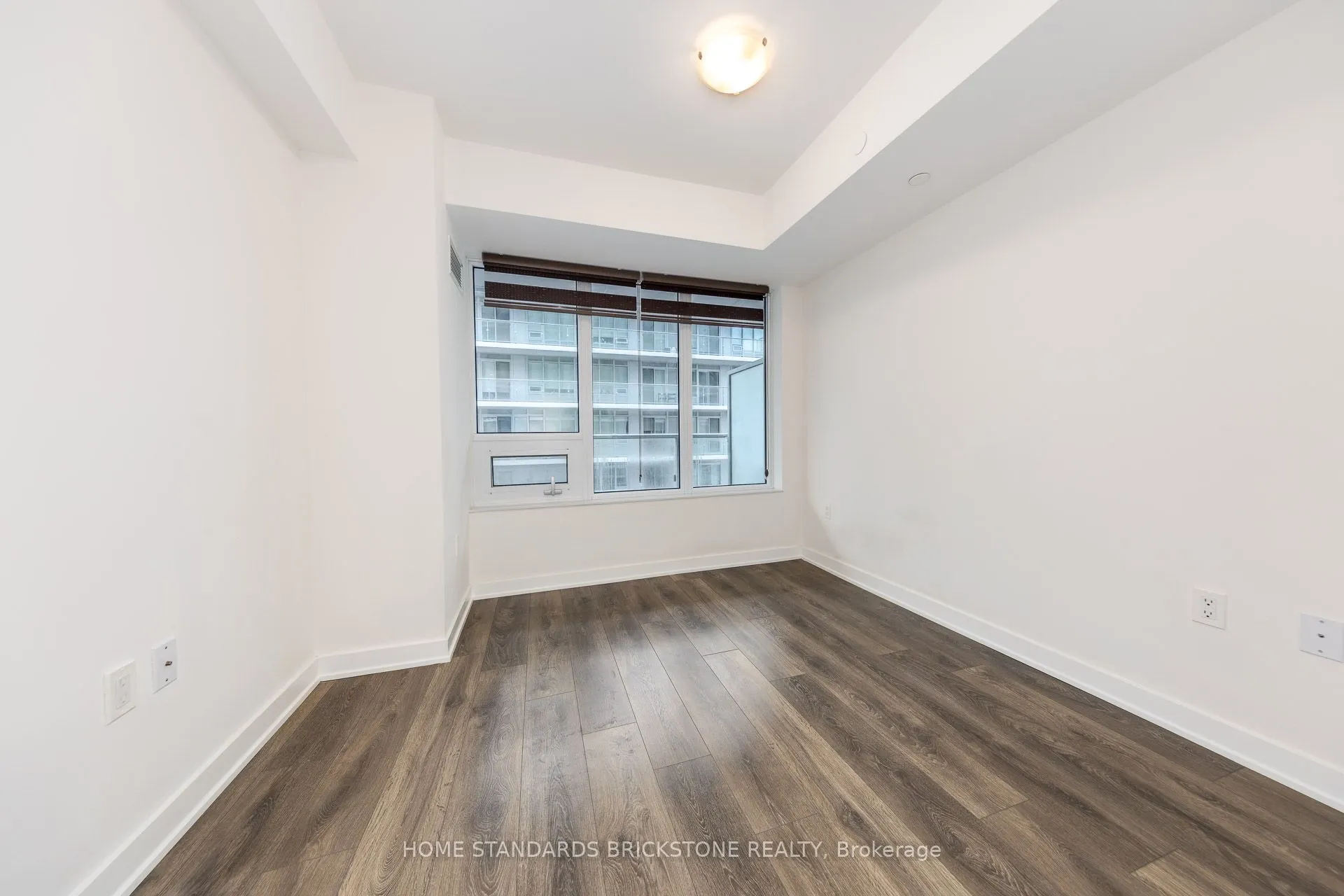 99 BROADWAY Avenue S, #3406