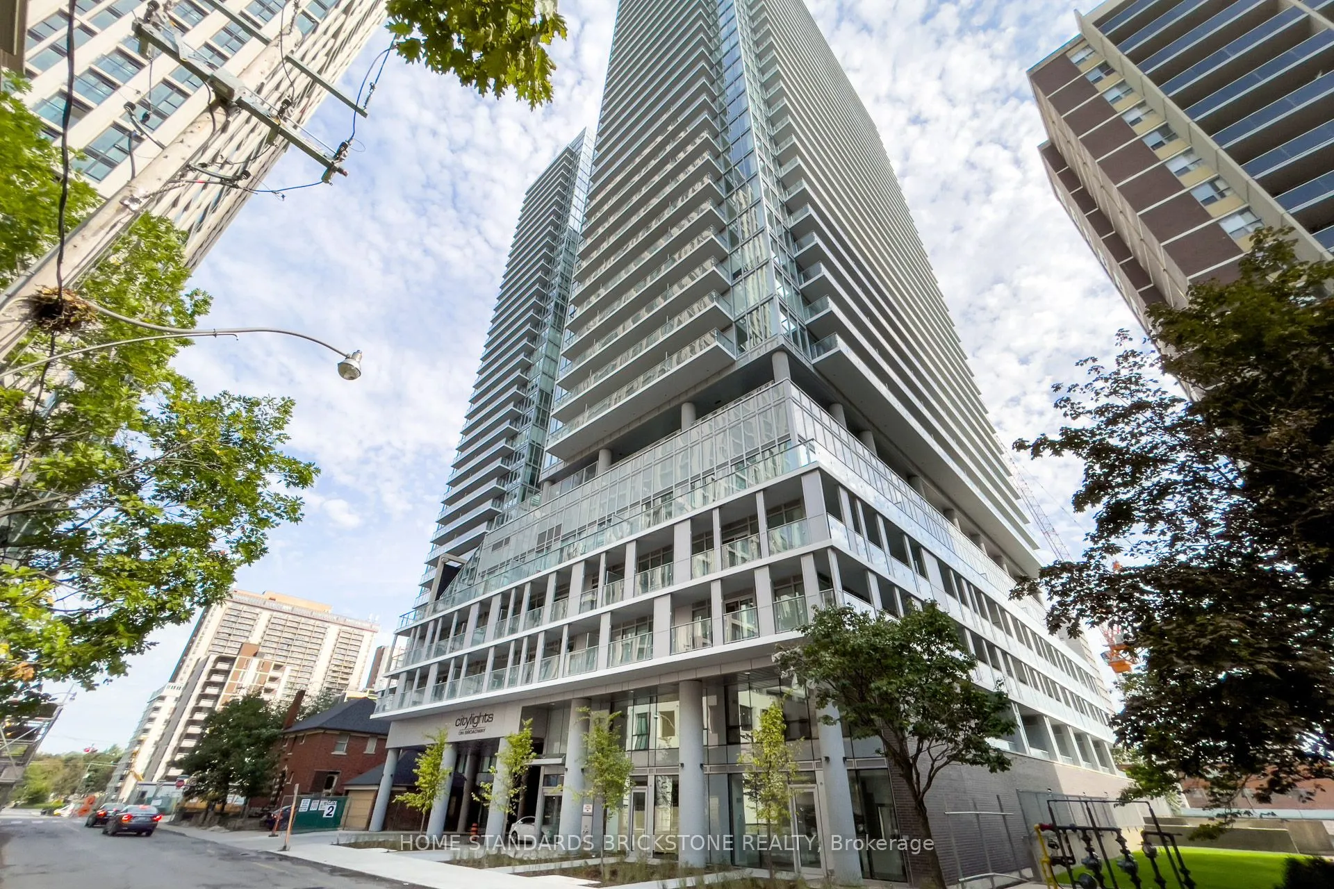 99 BROADWAY Avenue S, #3406
