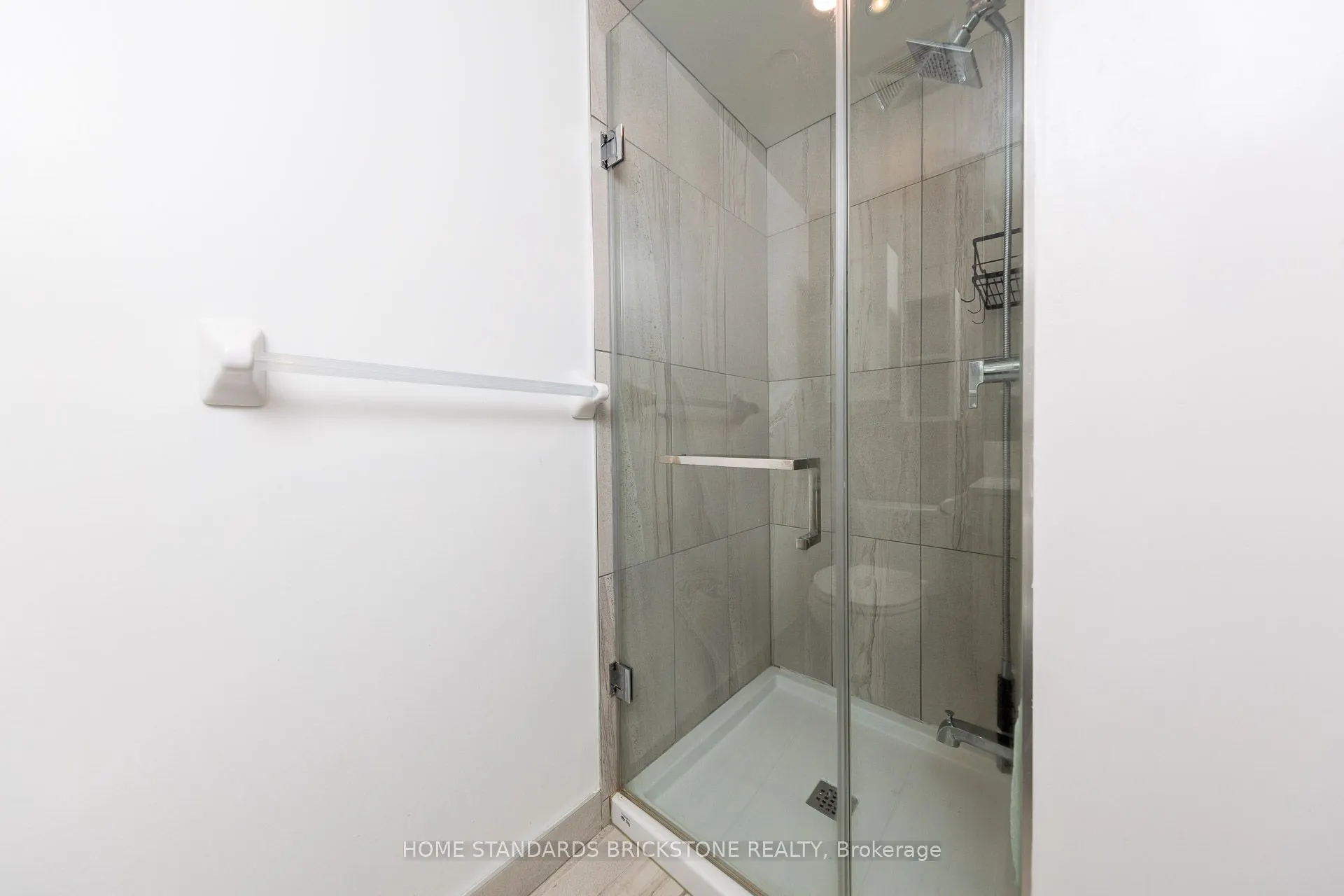 99 BROADWAY Avenue S, #3406