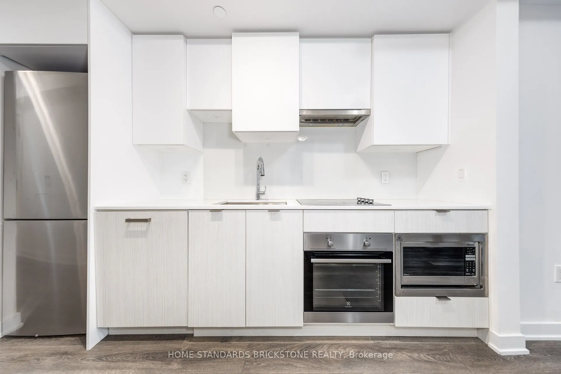 99 BROADWAY Avenue S, #3406