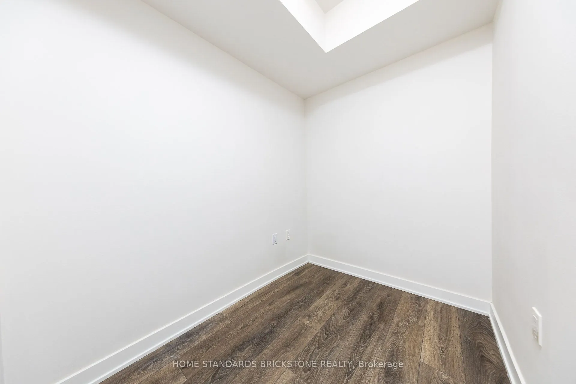99 BROADWAY Avenue S, #3406