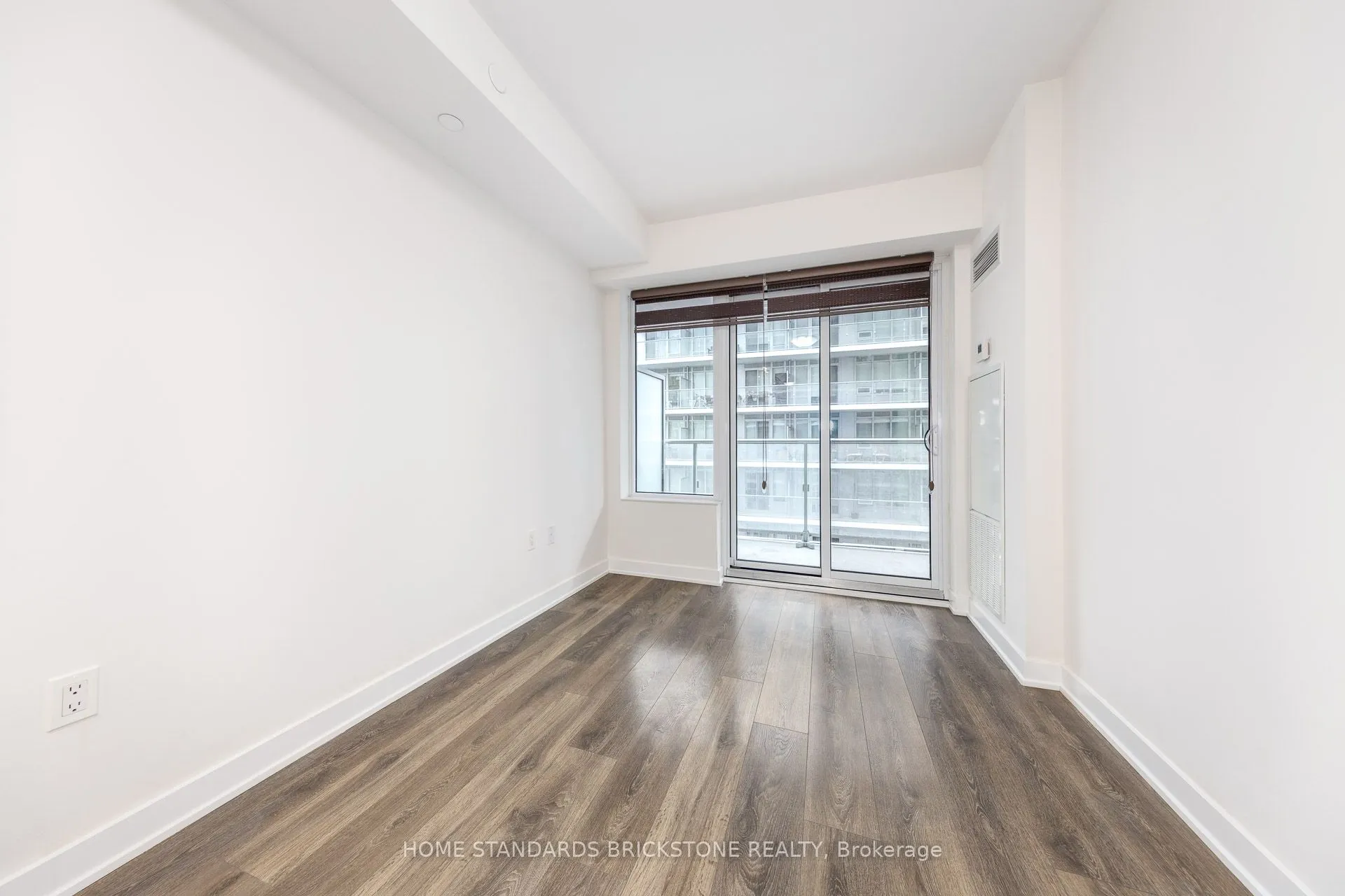 99 BROADWAY Avenue S, #3406