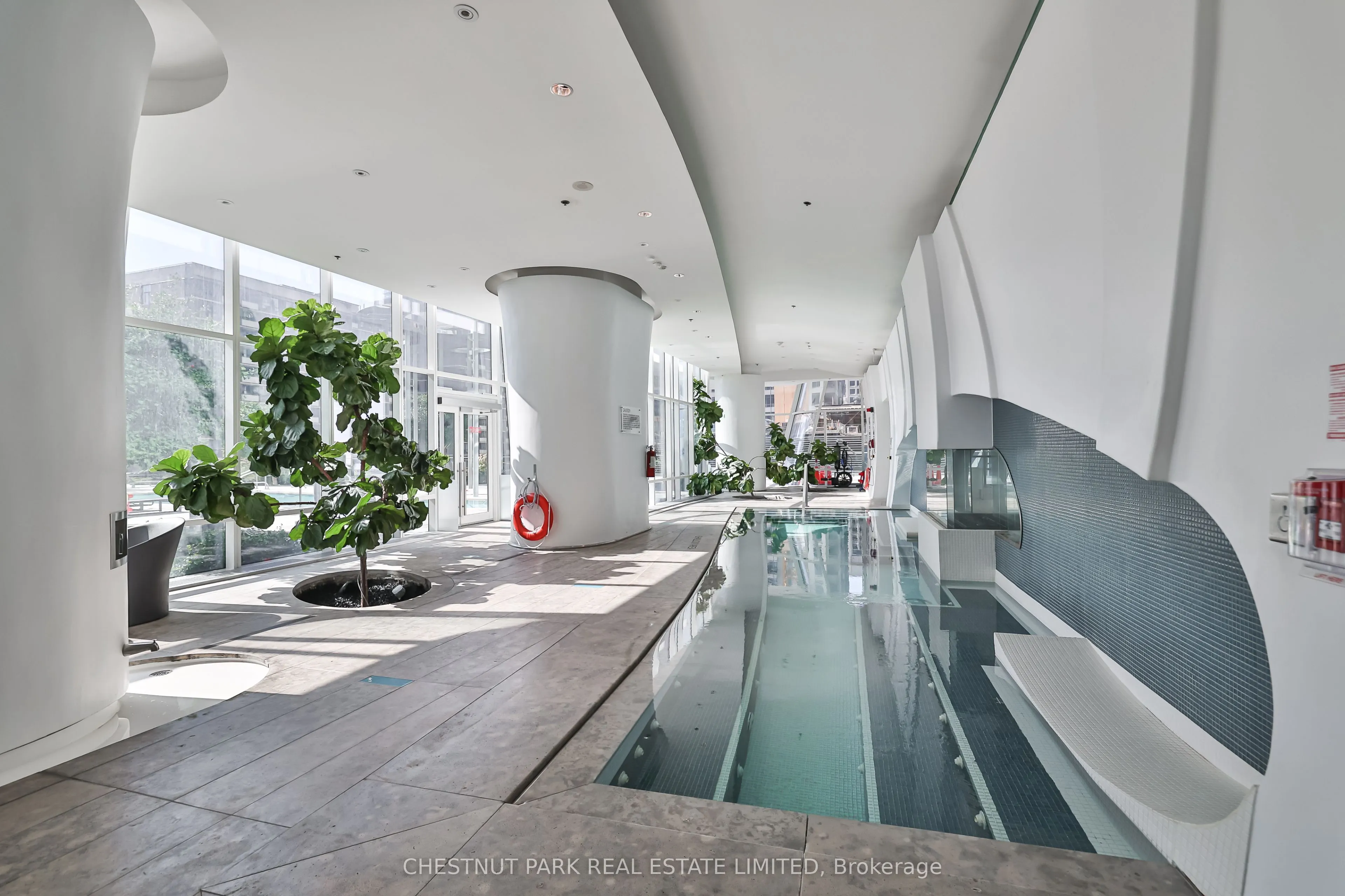 1 Bloor Street E, #511