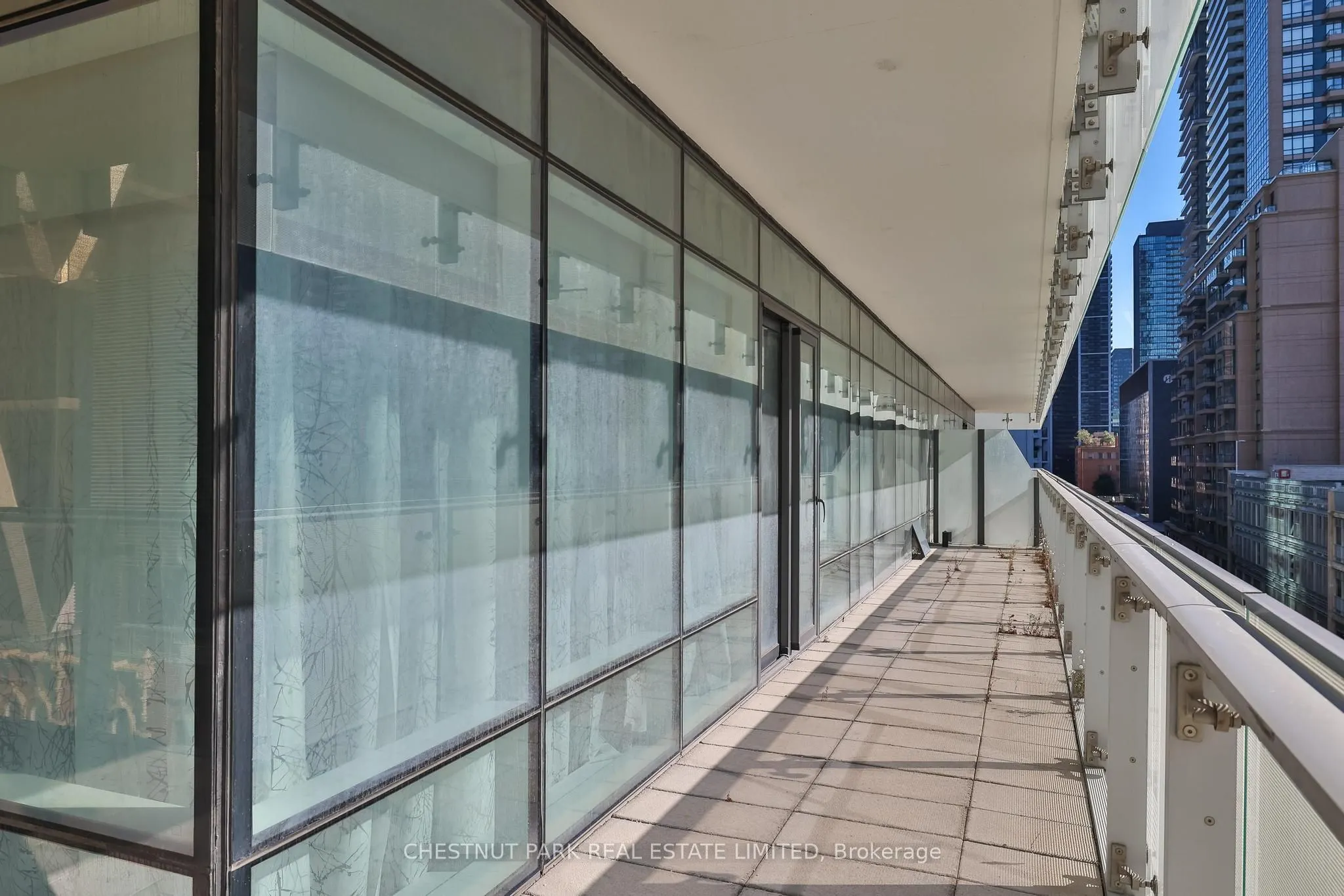 1 Bloor Street E, #511
