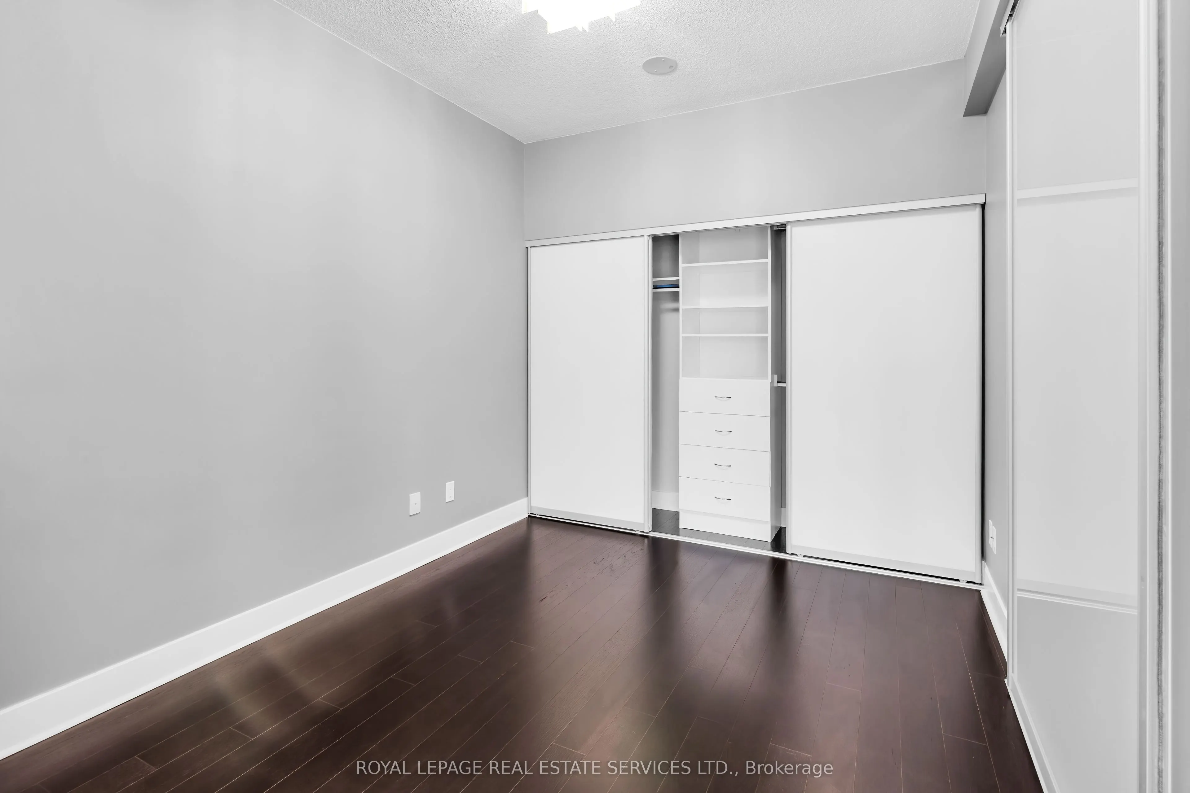 90 Stadium Road, #330