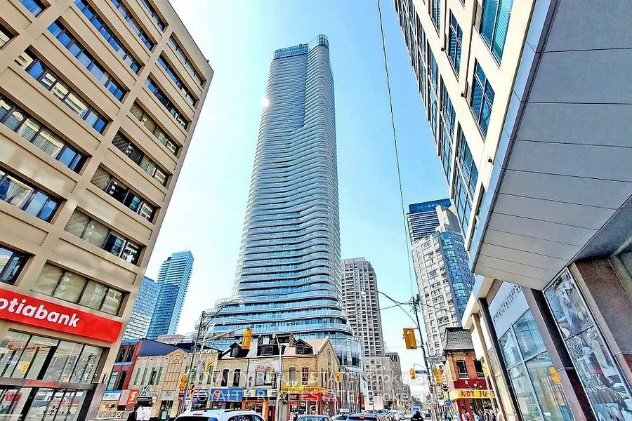 11 Wellesley Street W, #1107