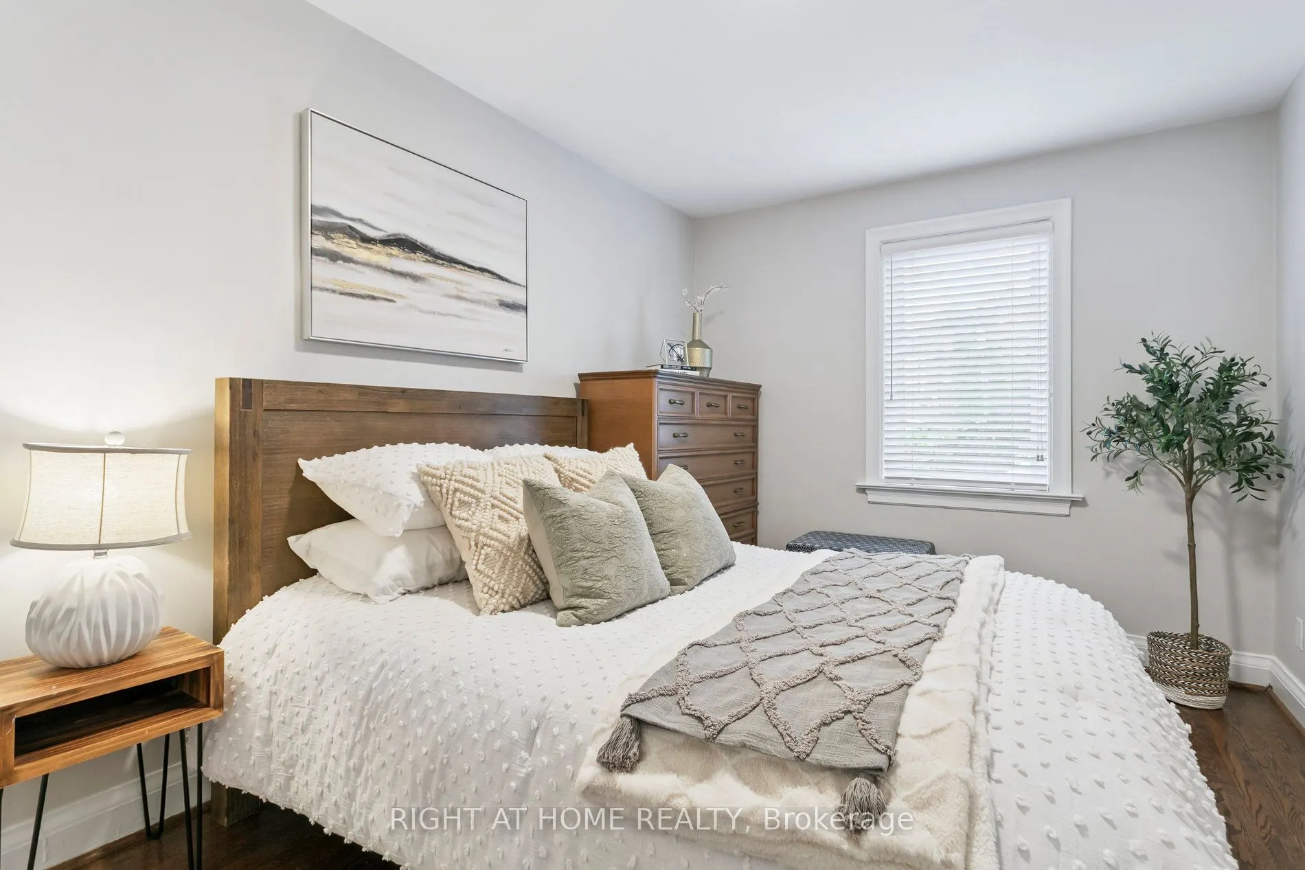 3 Roseneath Gardens