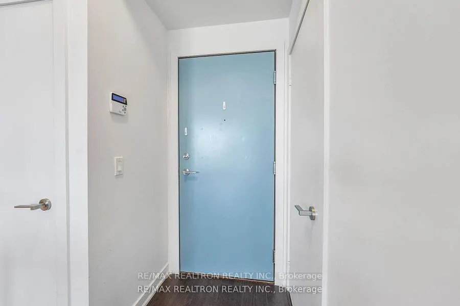 199 Richmond Street W, #1008