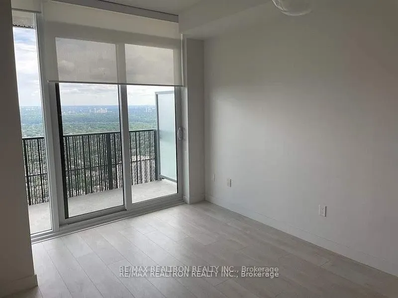 8 Eglinton Avenue E, #5606