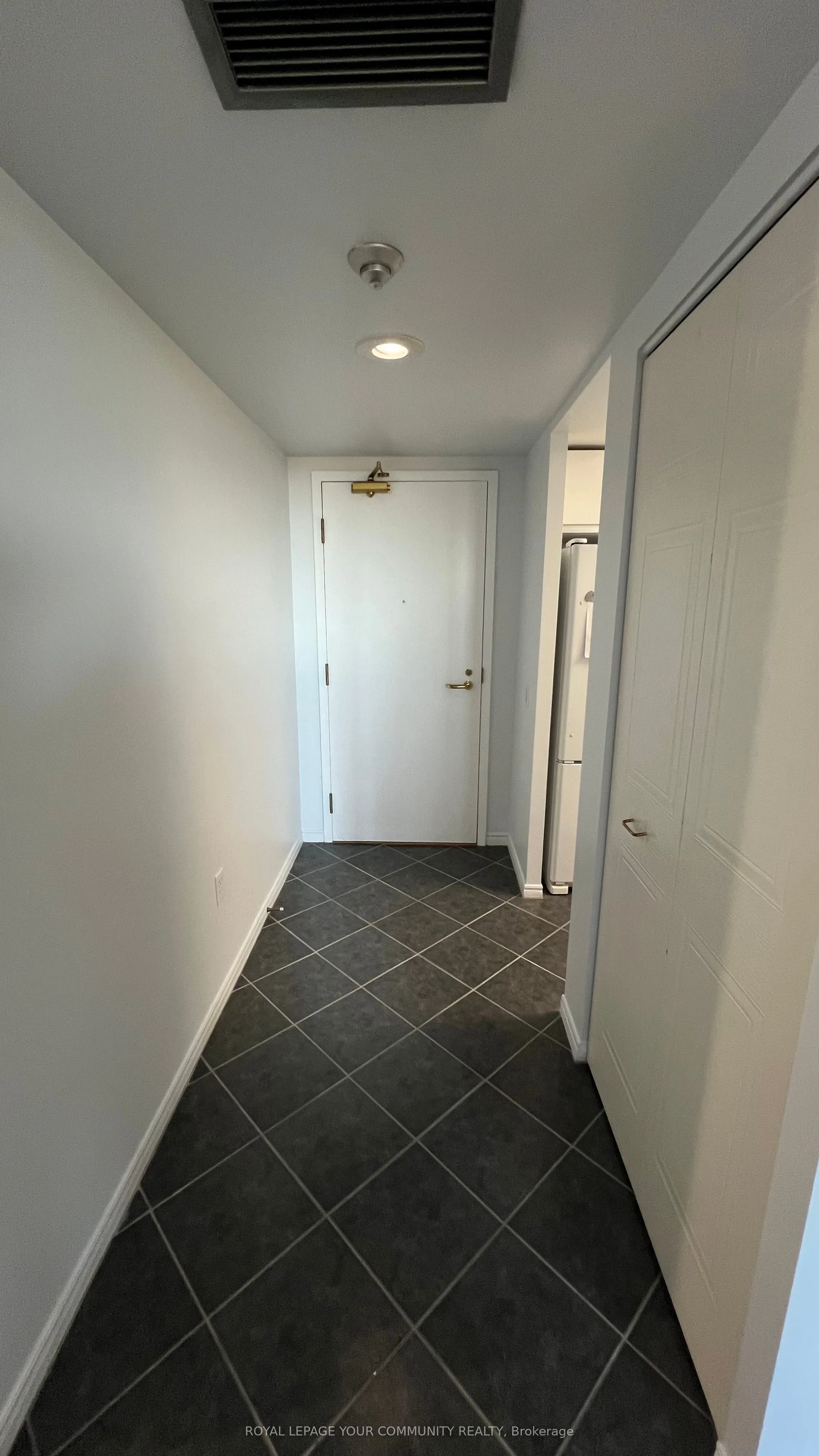 11 Thorncliffe Pk Drive, #714