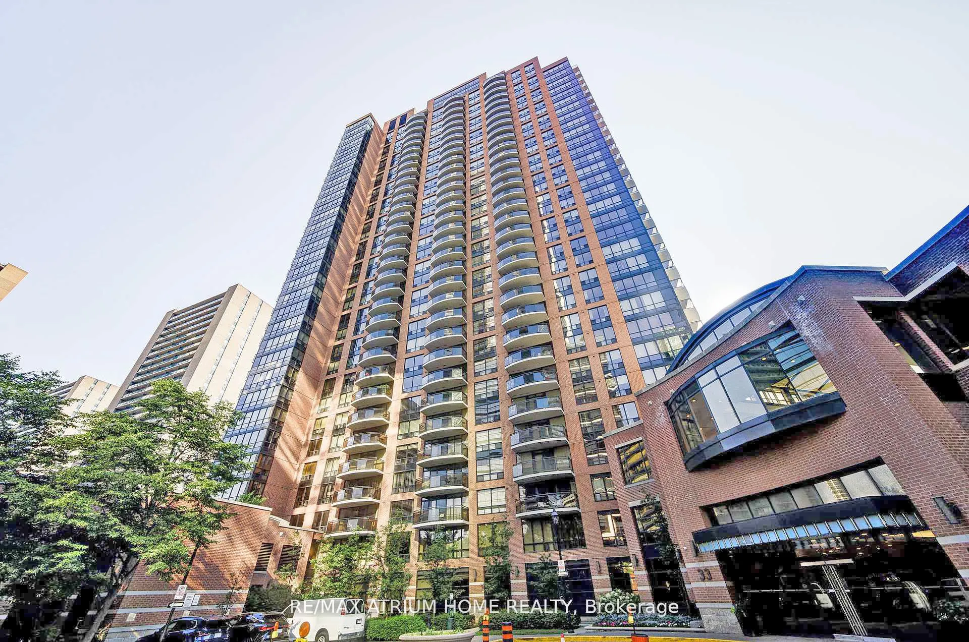 33 Sheppard Avenue E, #1810