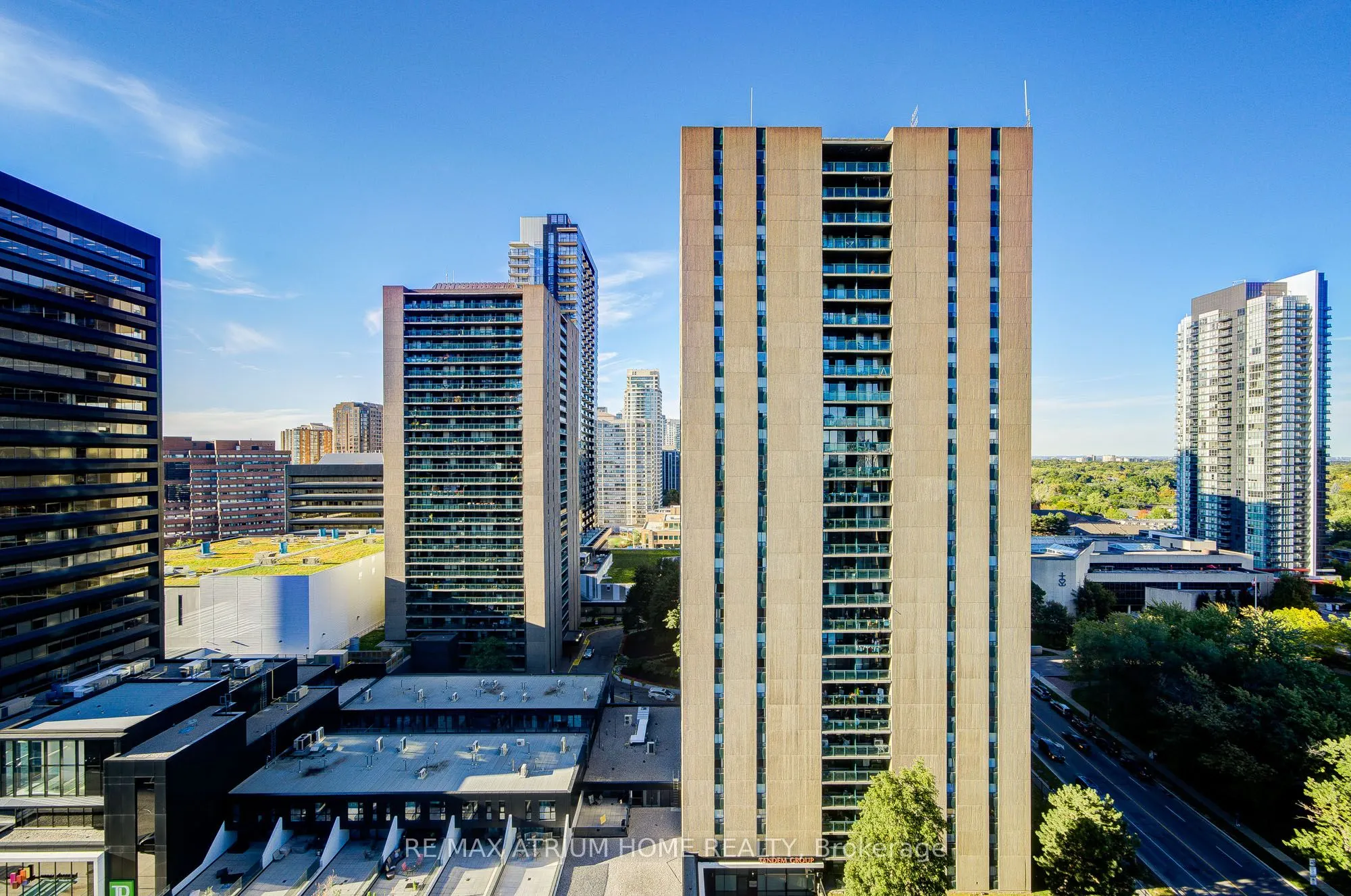 33 Sheppard Avenue E, #1810