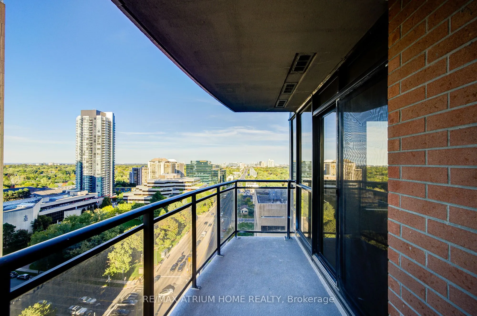 33 Sheppard Avenue E, #1810