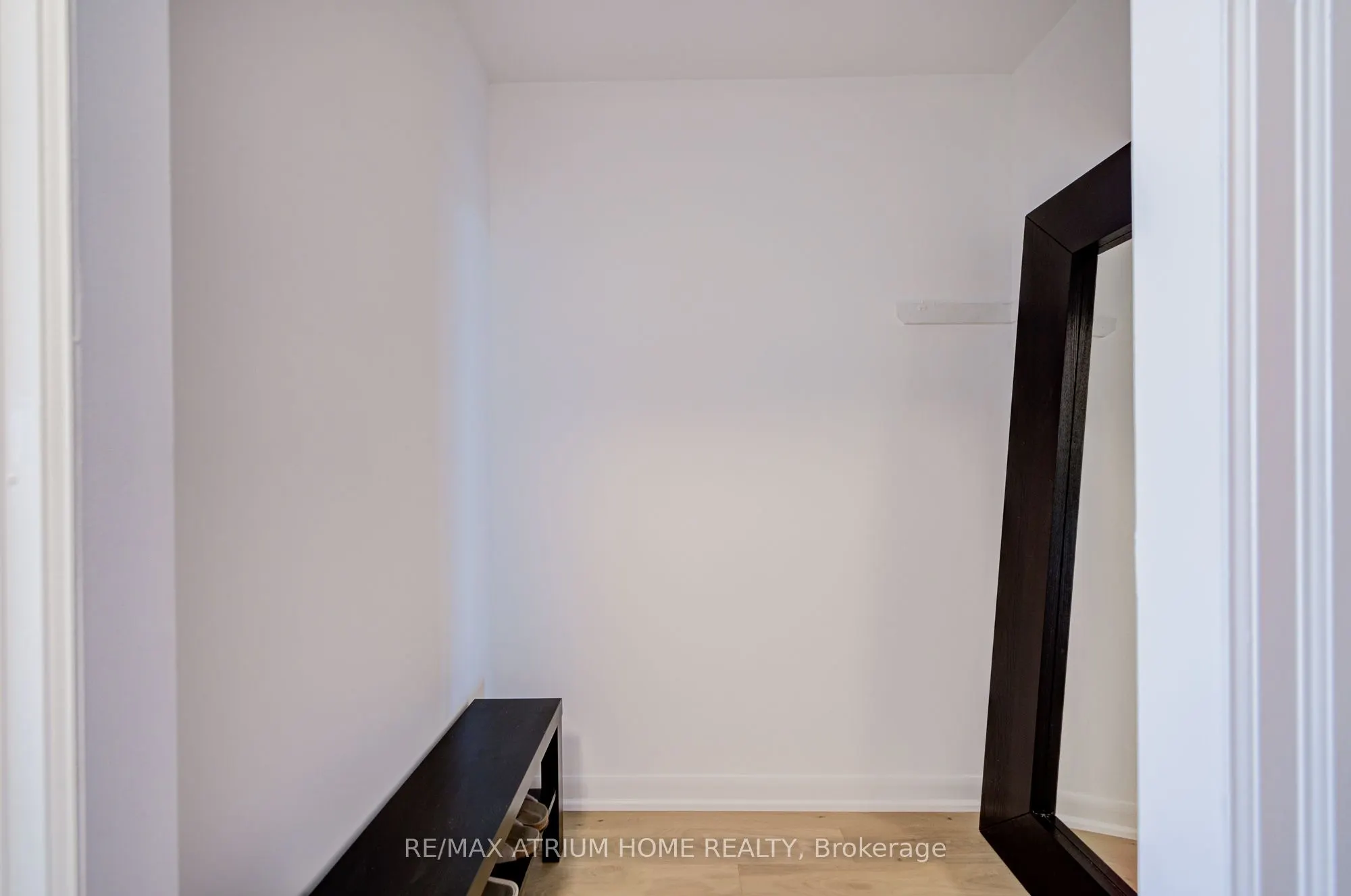 33 Sheppard Avenue E, #1810