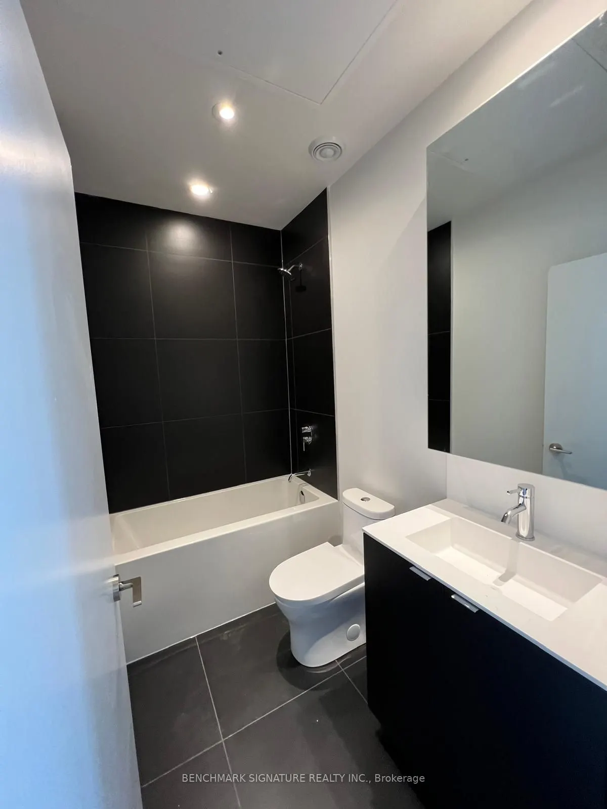 20 Edward Street, #2104