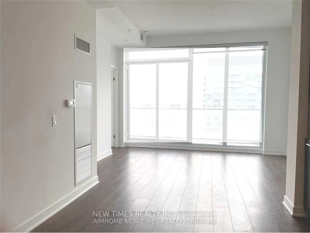 125 Blue Jays Way, #4701
