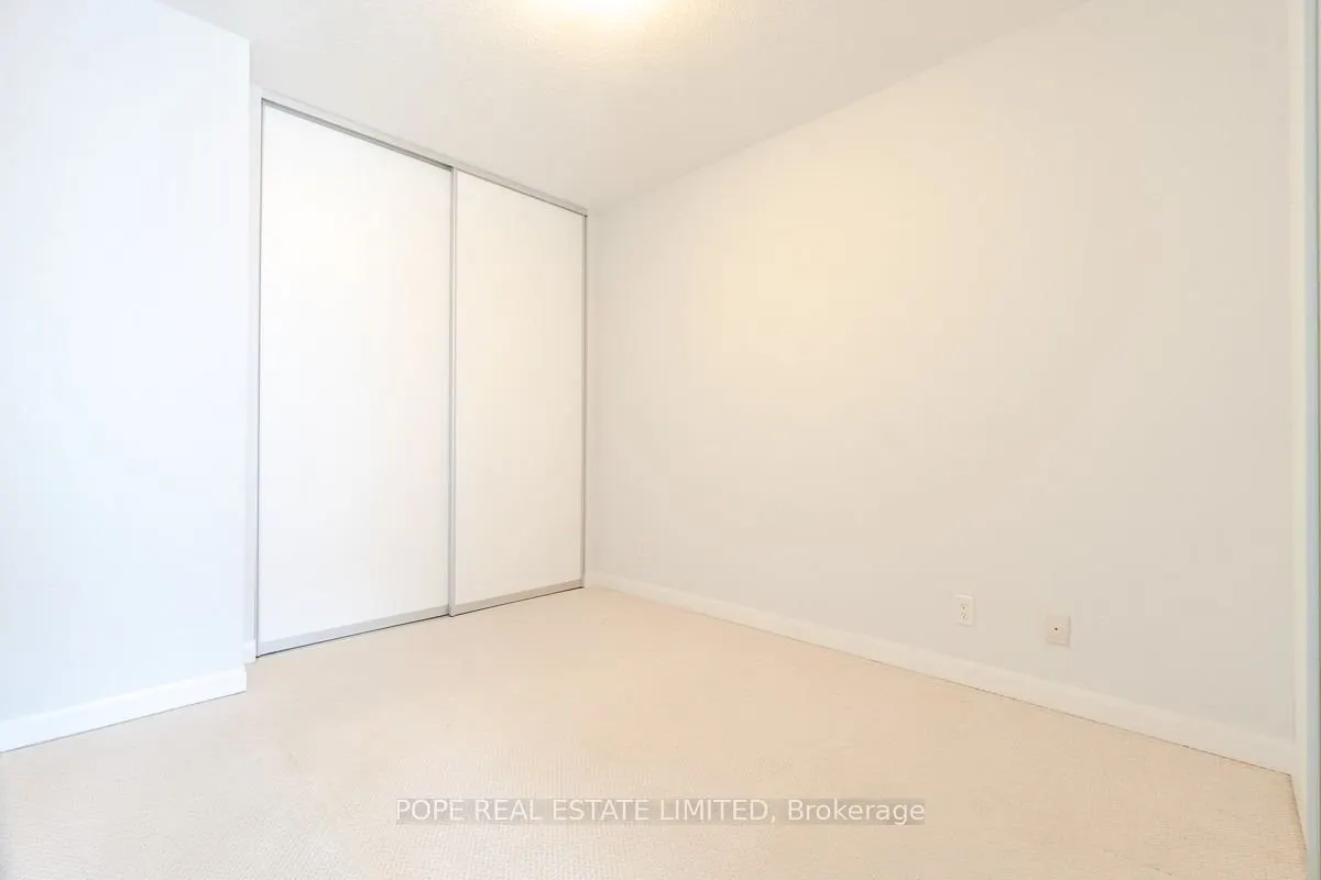 205 Frederick Street, #803