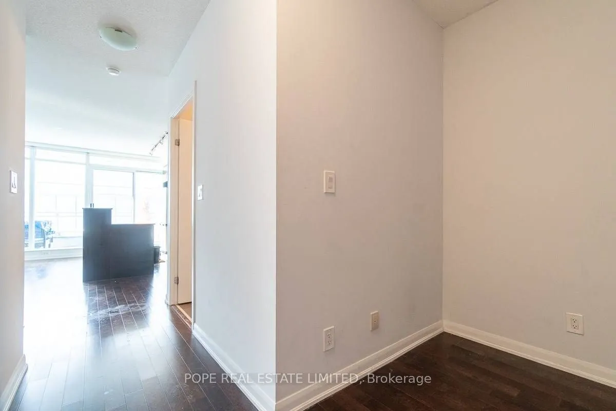 205 Frederick Street, #803