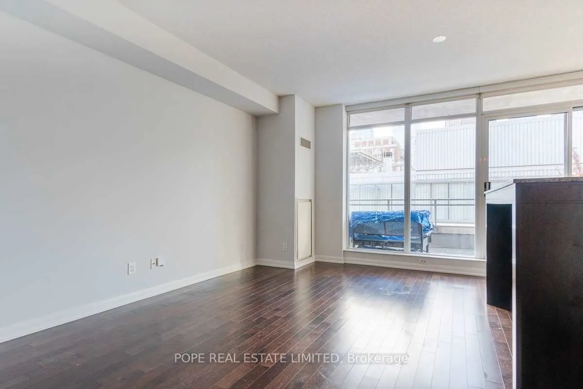 205 Frederick Street, #803
