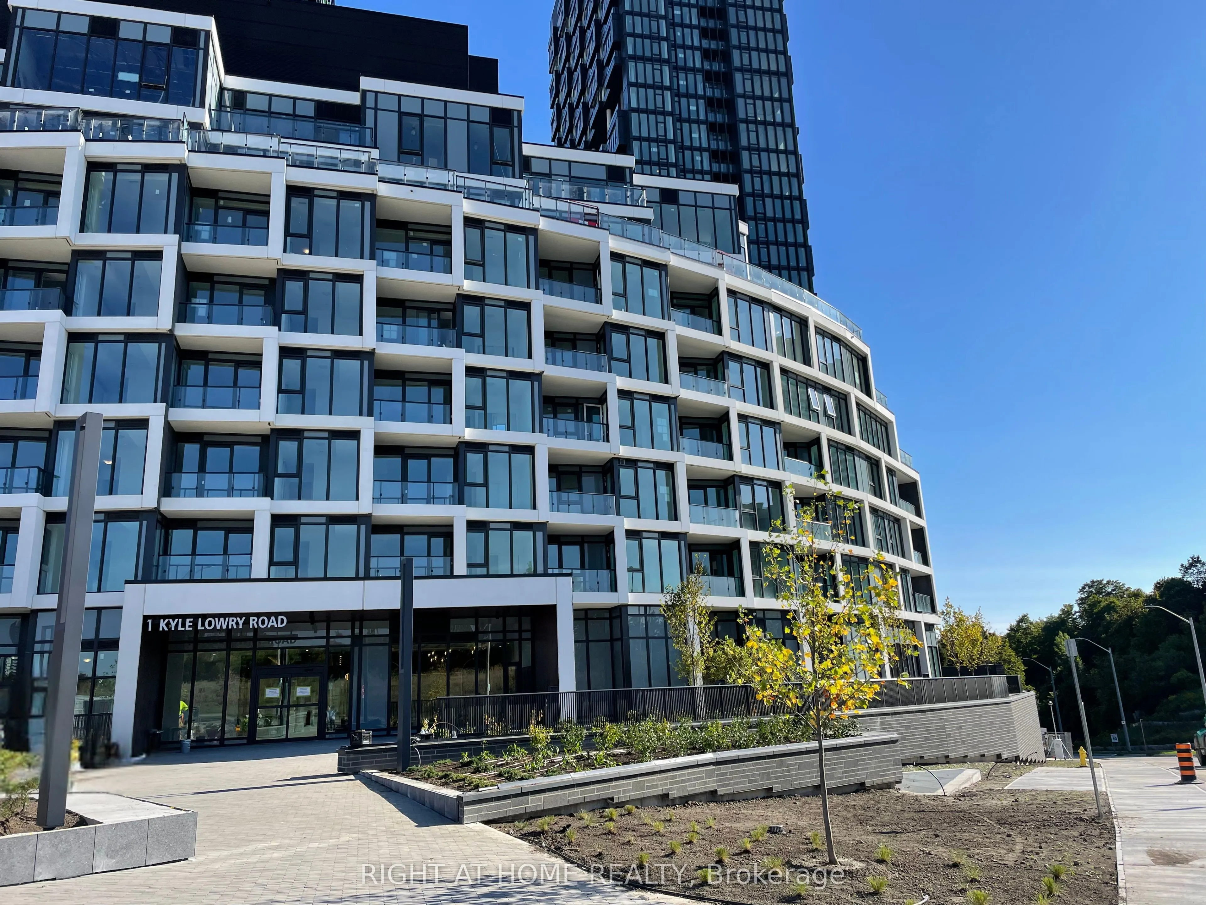 1 Kyle Lowry Road, #414