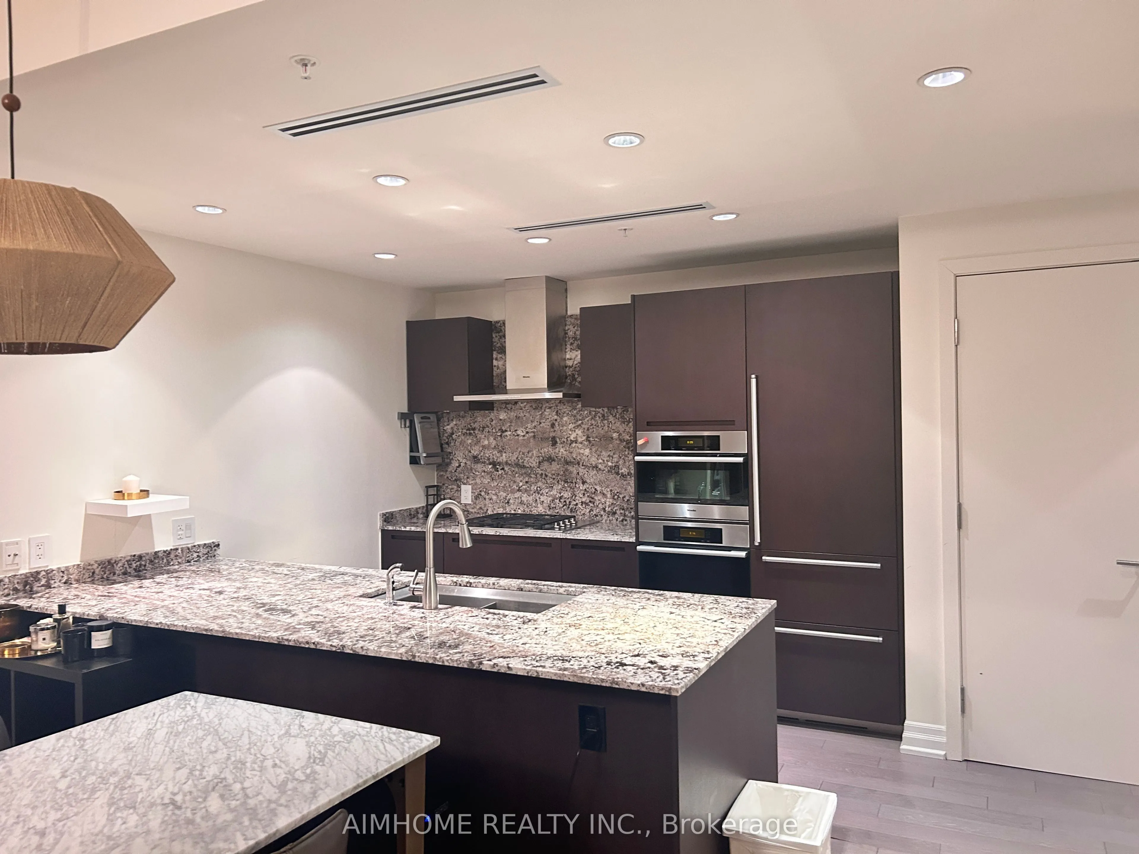 180 university Avenue, #3604