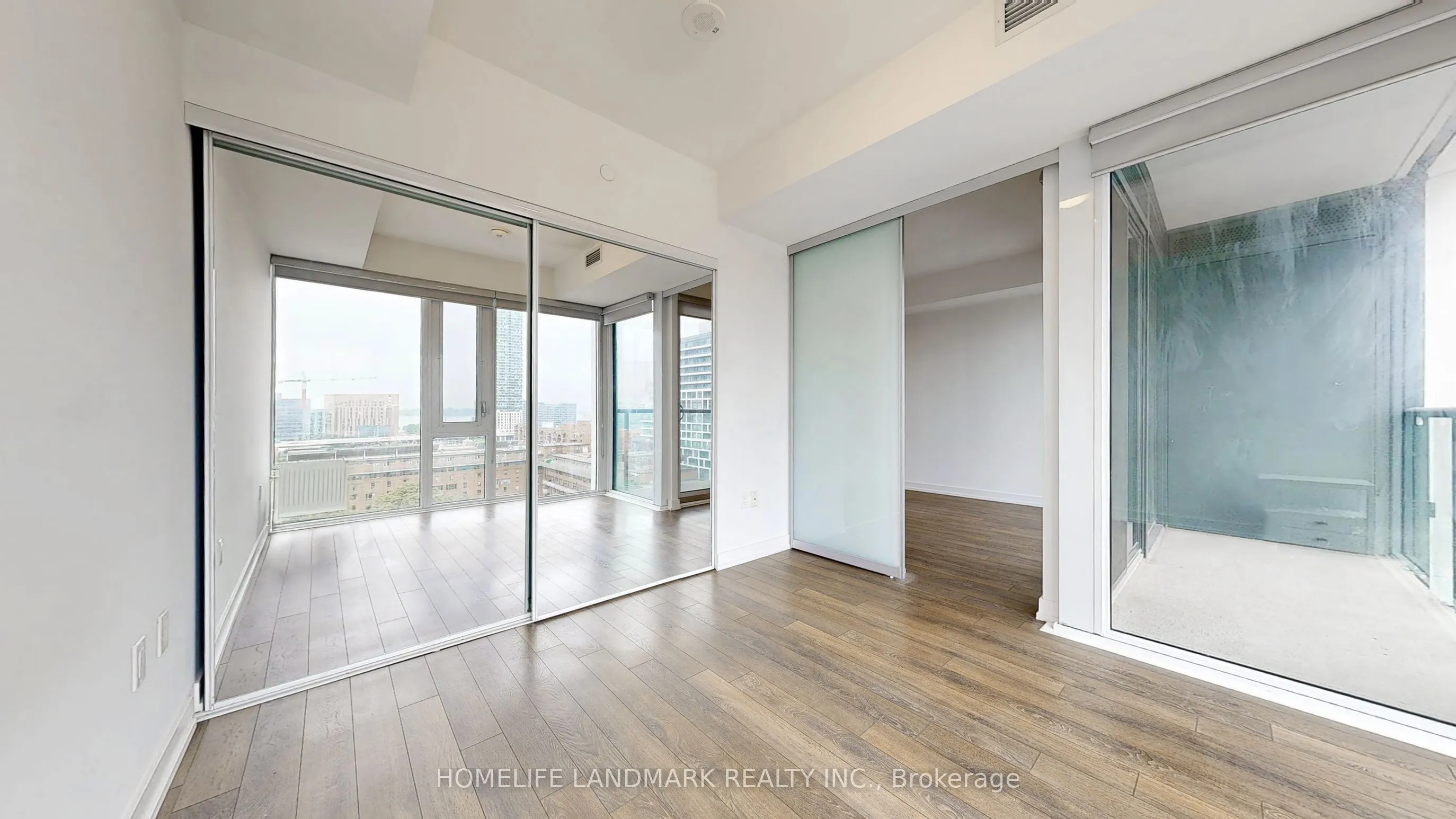 158 front Street E, #1101