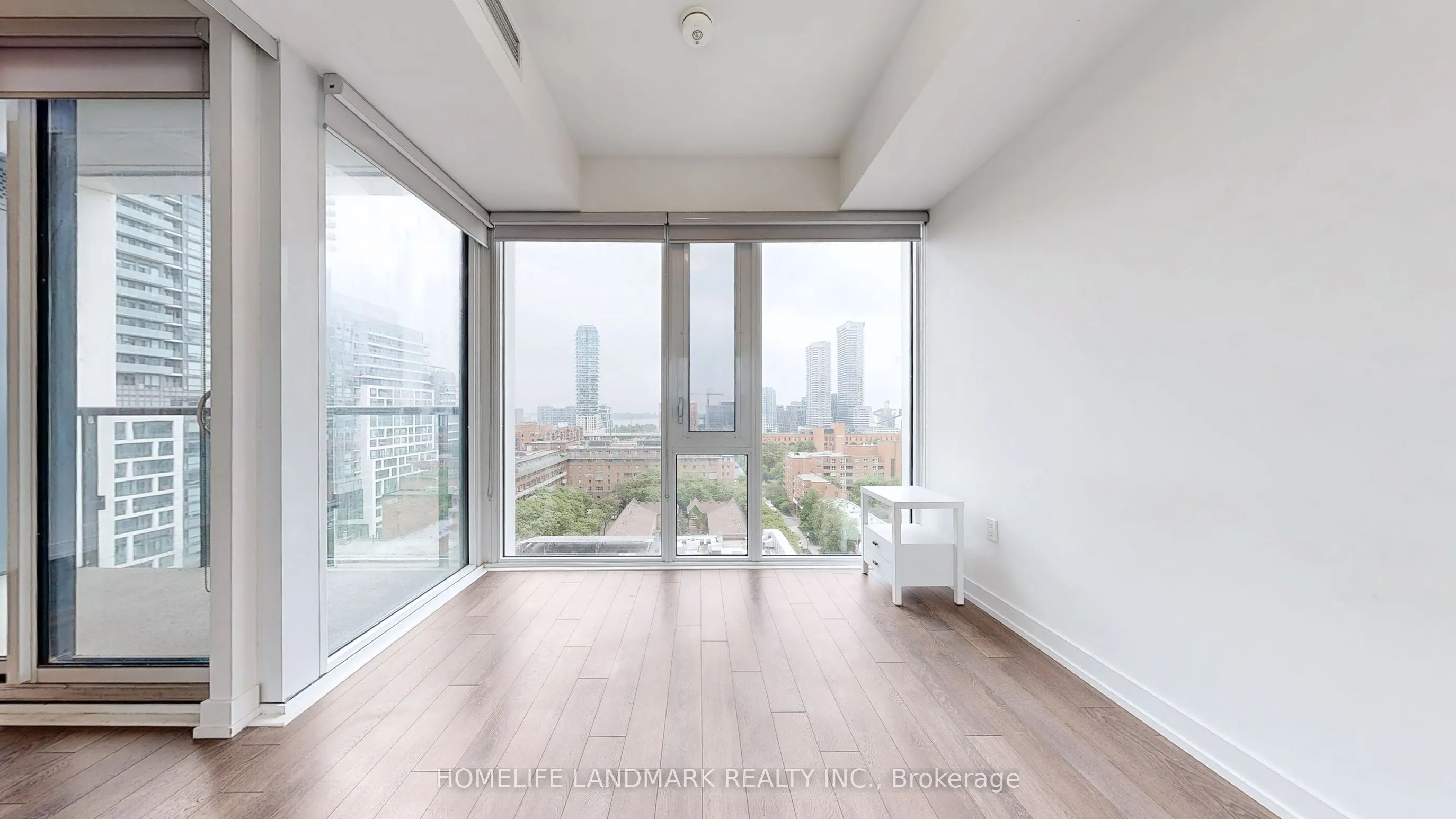 158 front Street E, #1101