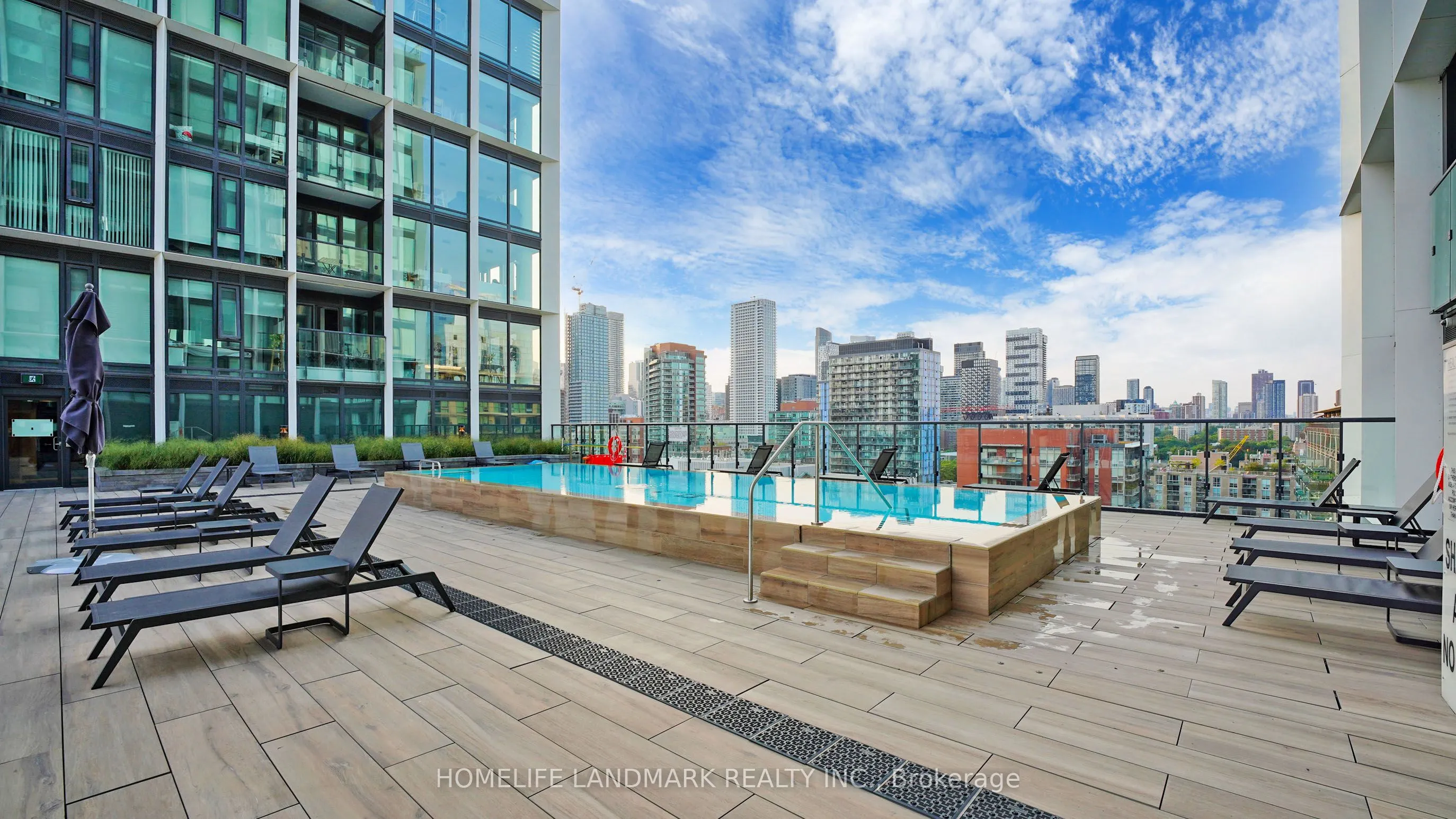 158 front Street E, #1101