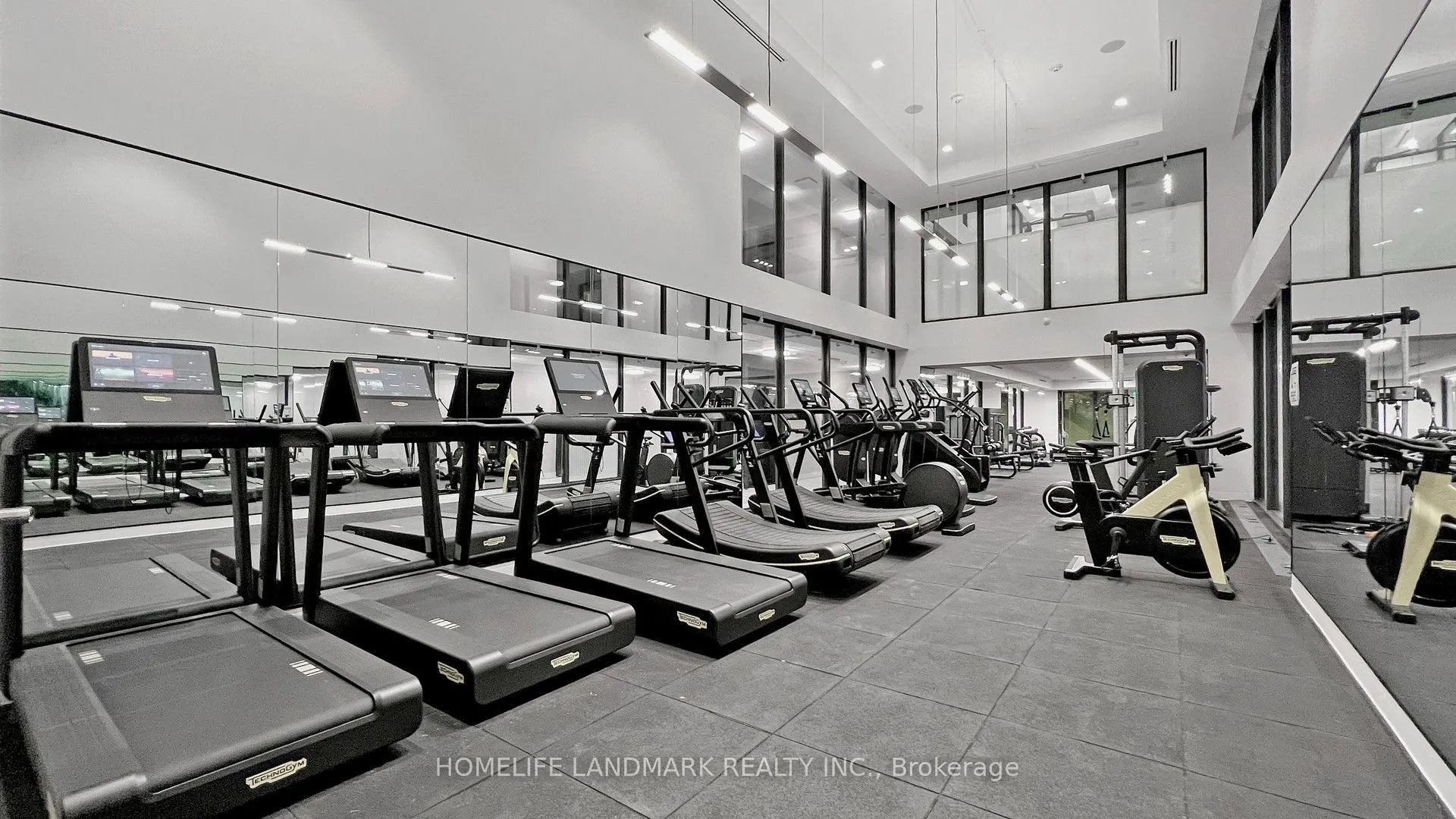 158 front Street E, #1101