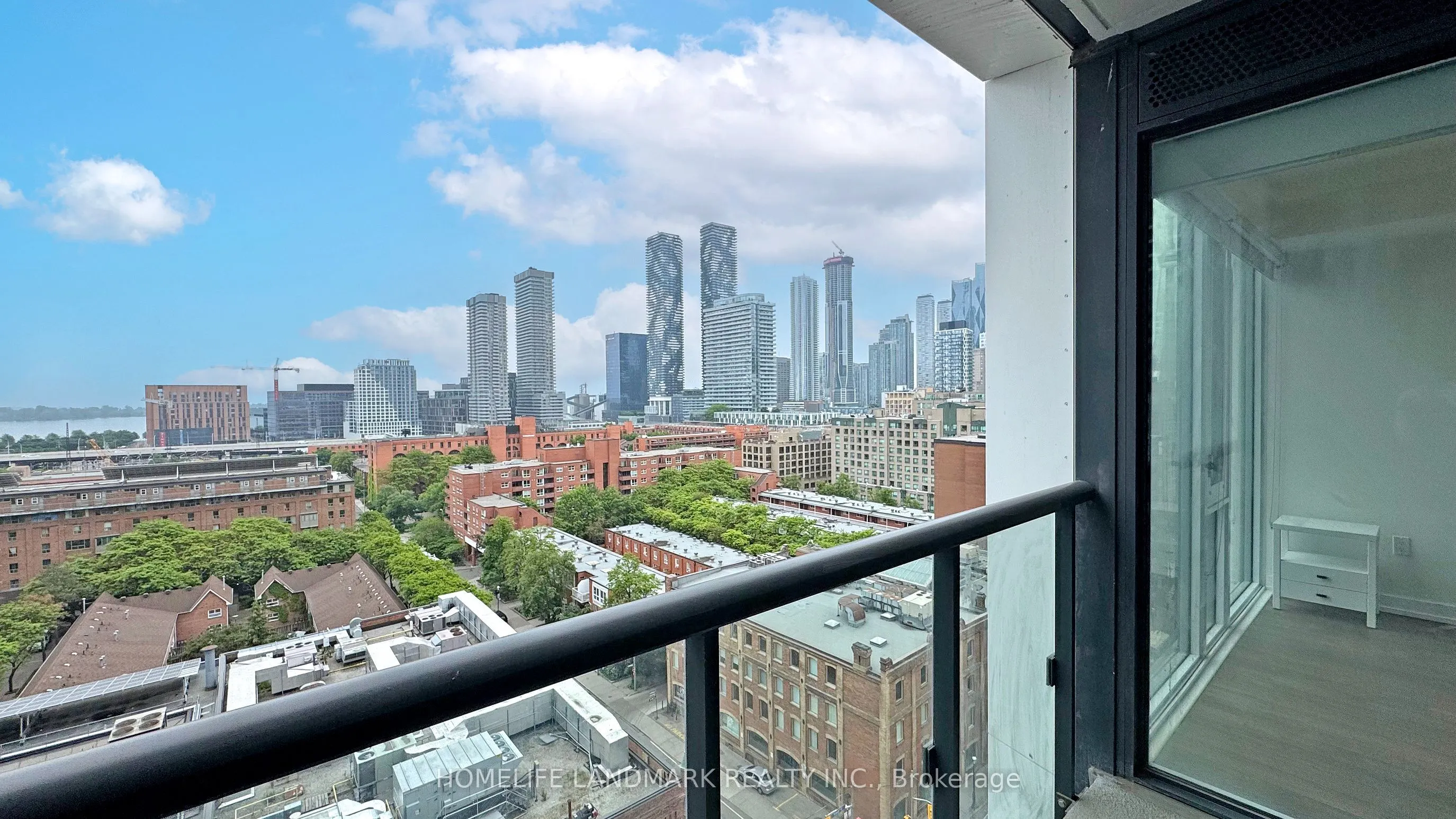 158 front Street E, #1101