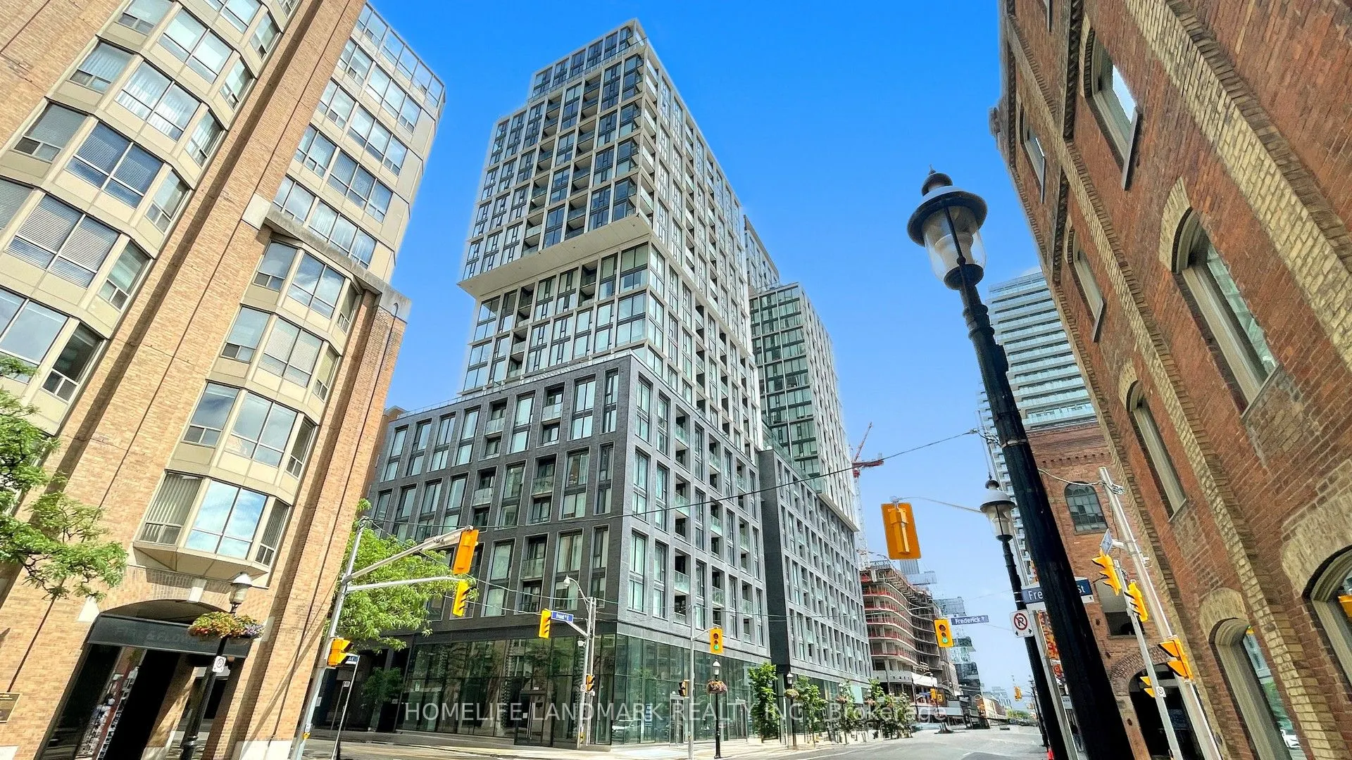 158 front Street E, #1101